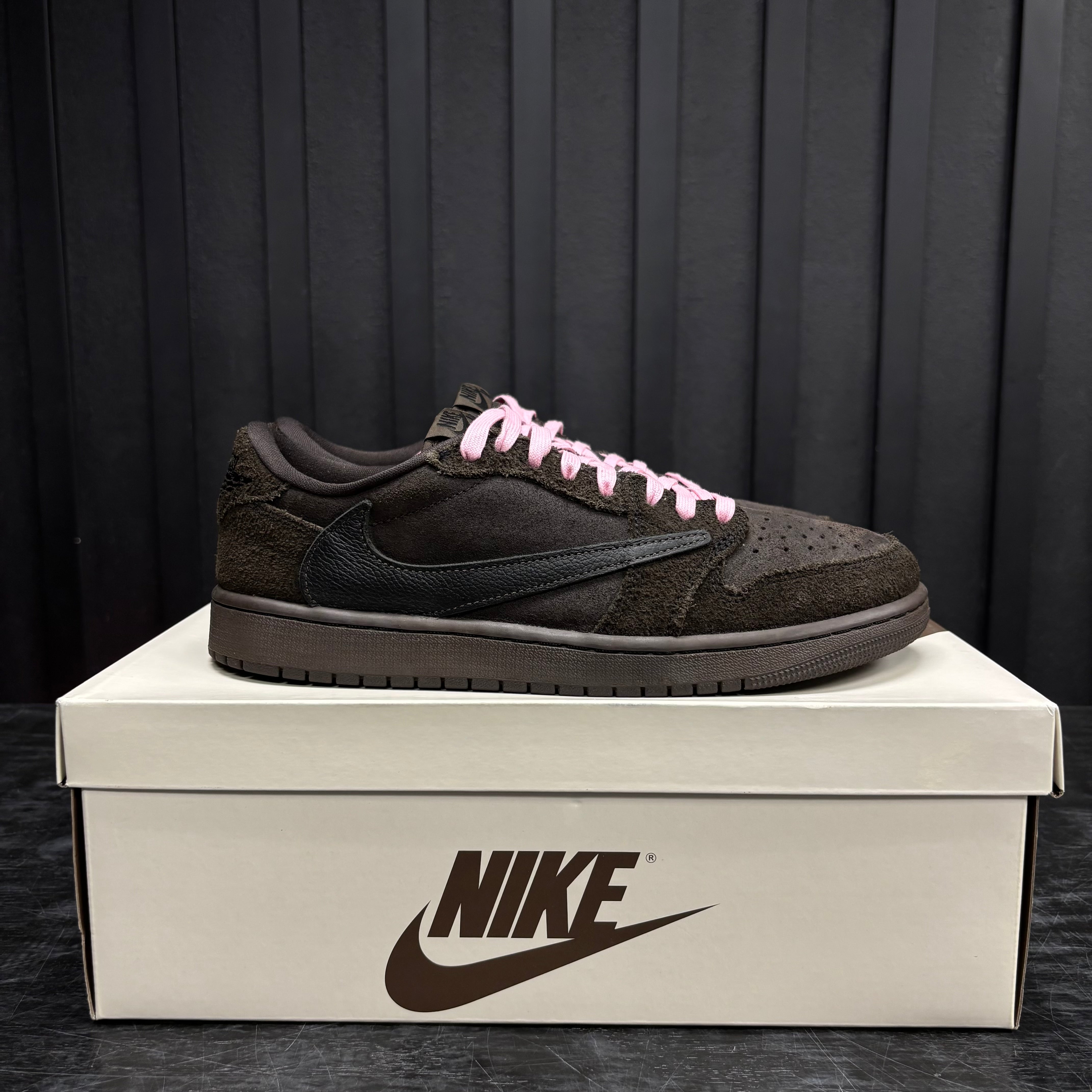 Jordan 1 Retro Low OG SP Travis Scott Velvet Brown - Used - 4226