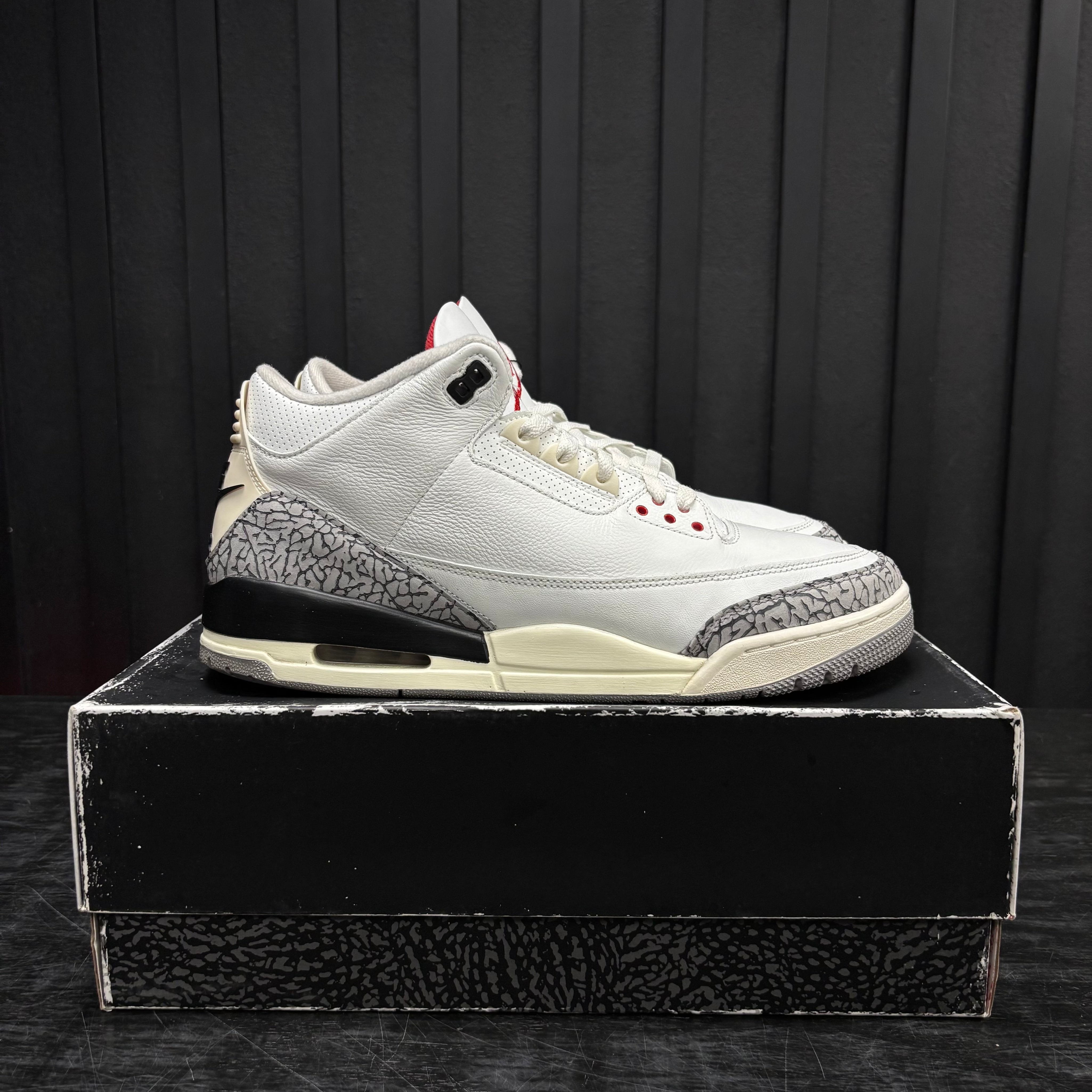 Jordan 3 Retro White Cement Reimagined - Used - 3865