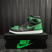 Jordan 1 Retro High Pine Green Black - Used - 1857