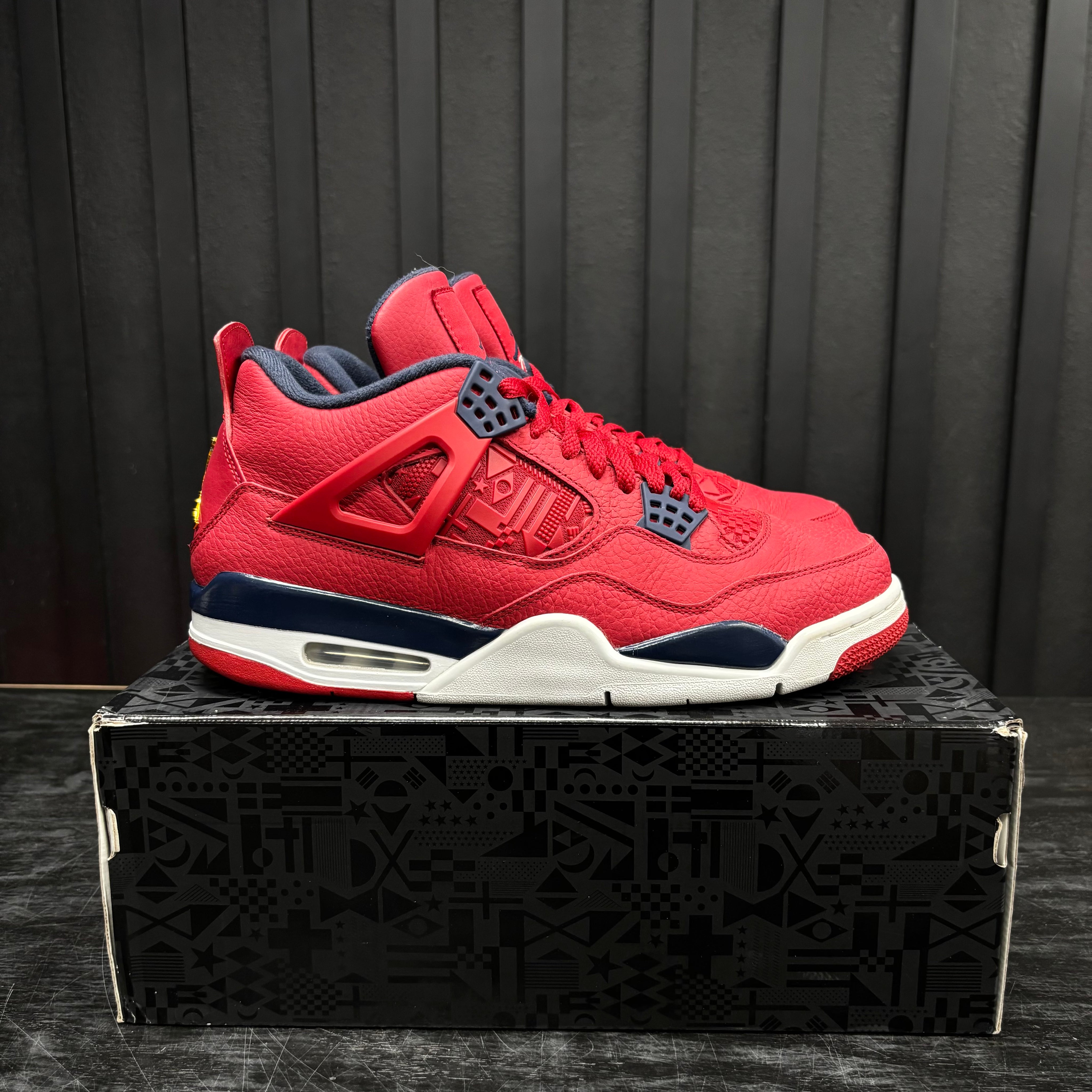 Jordan 4 Retro FIBA (2019) - Used - 4386