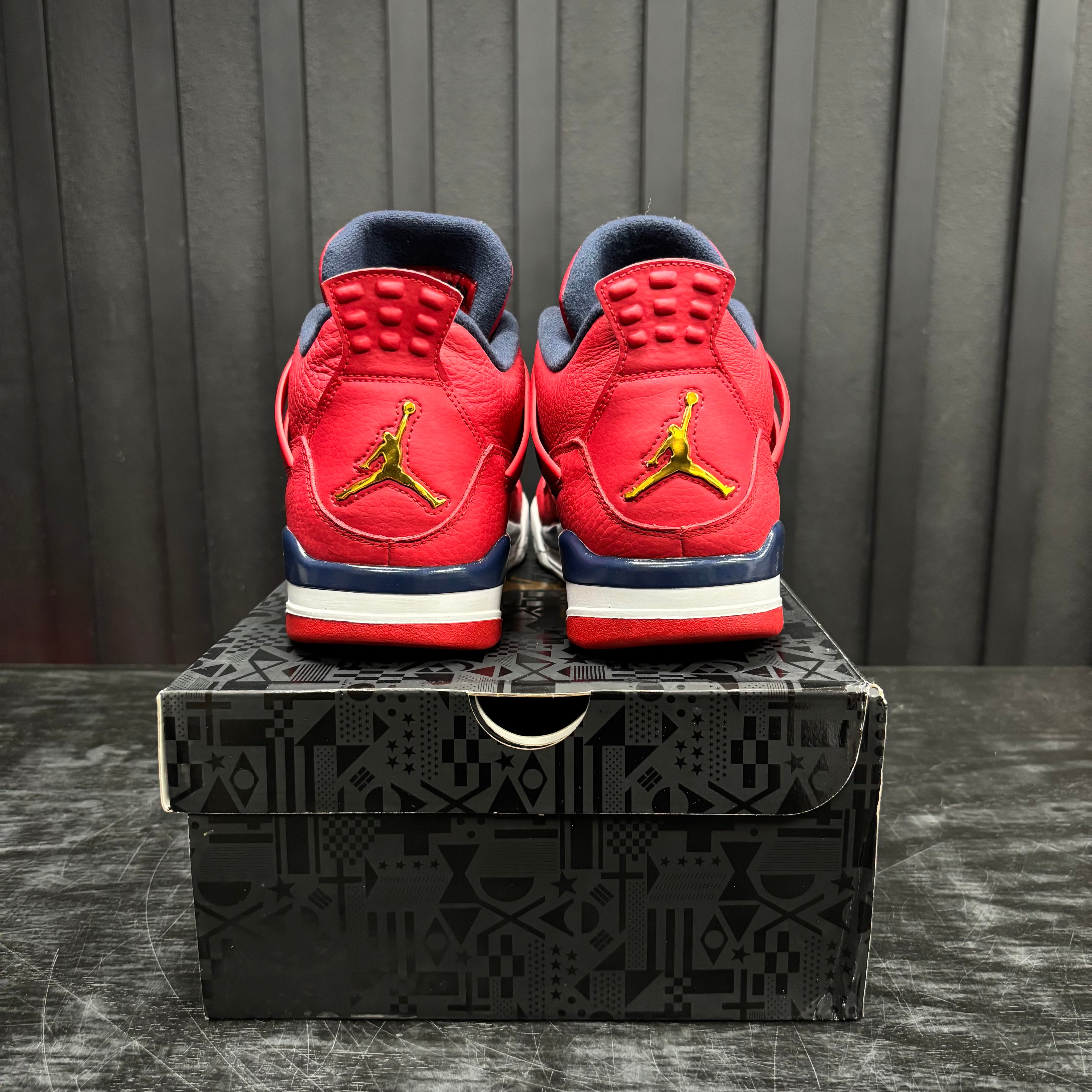 Jordan 4 Retro FIBA (2019) - Used - 4386