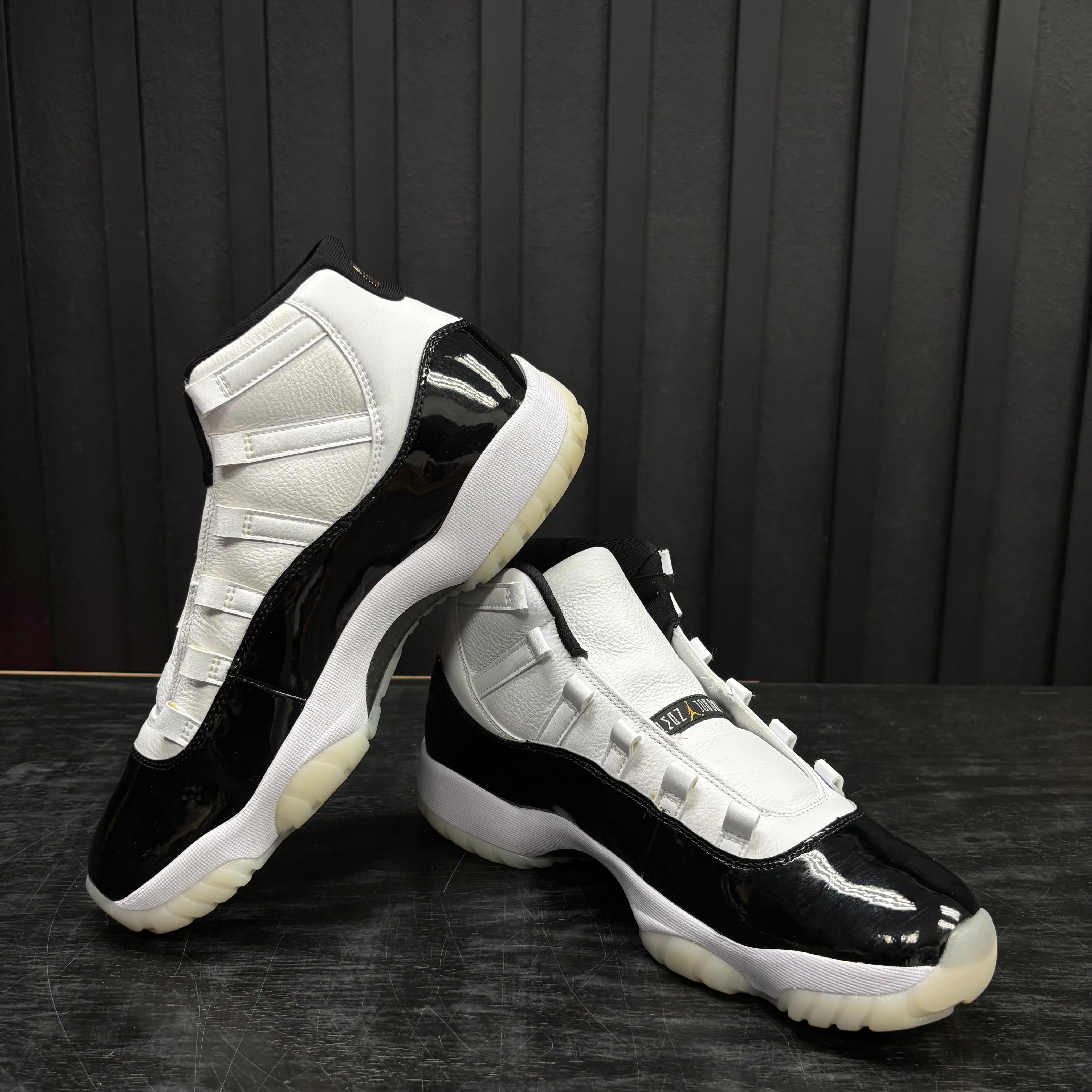 Jordan 11 Retro DMP Gratitude (2023) - Used - 1876