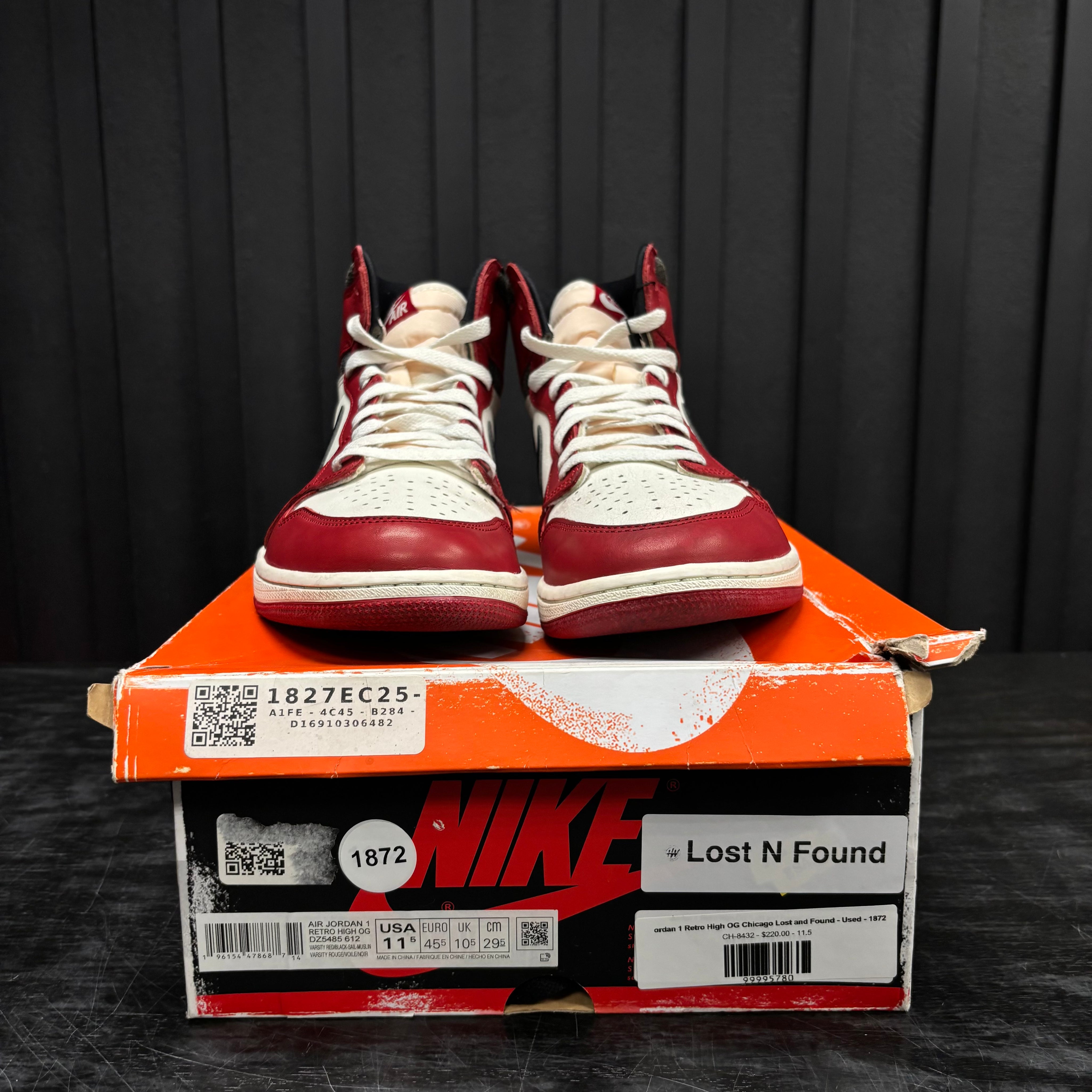 Jordan 1 Retro High OG Chicago Lost and Found - Used - 1872