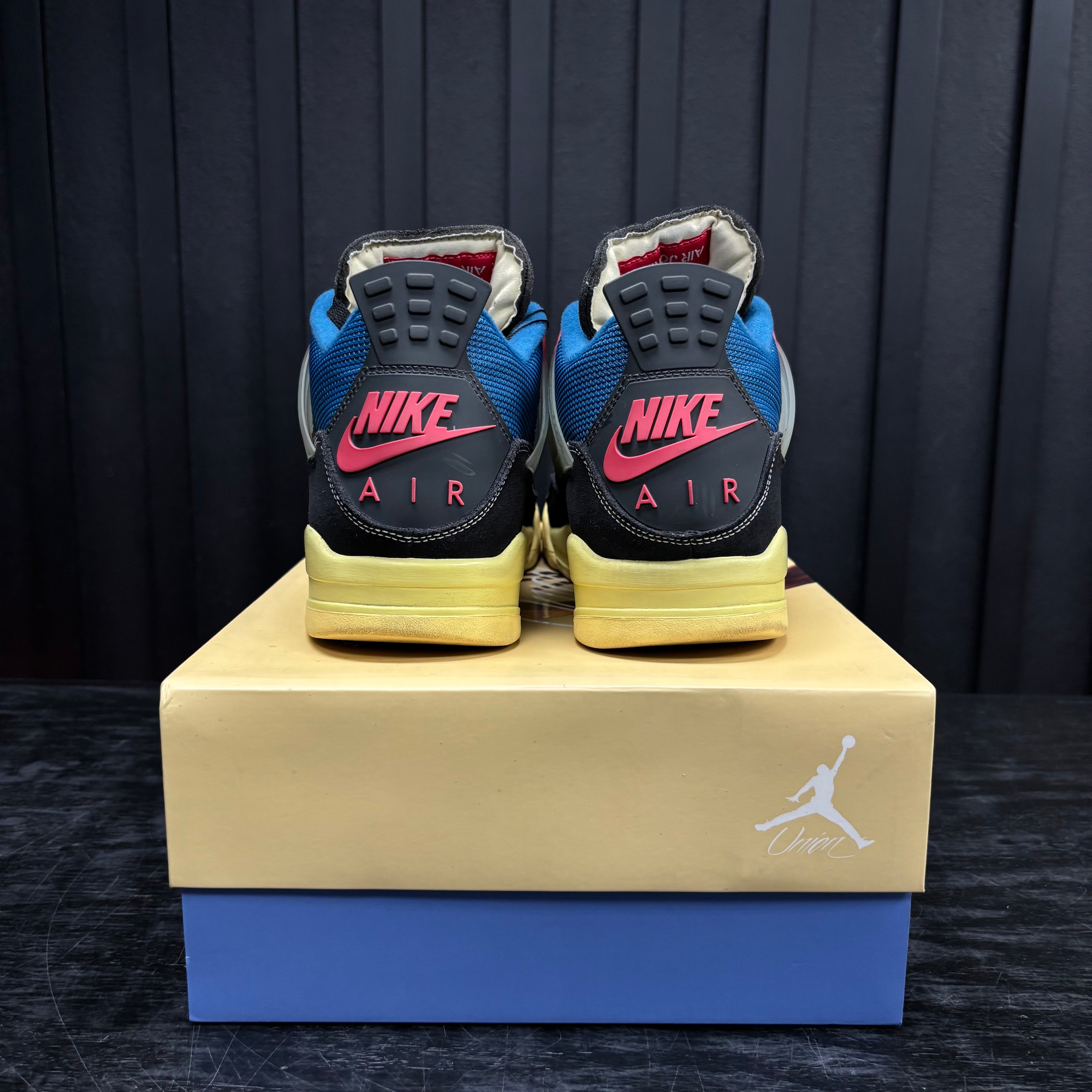 Jordan 4 Retro Union Off Noir - Used - 1853
