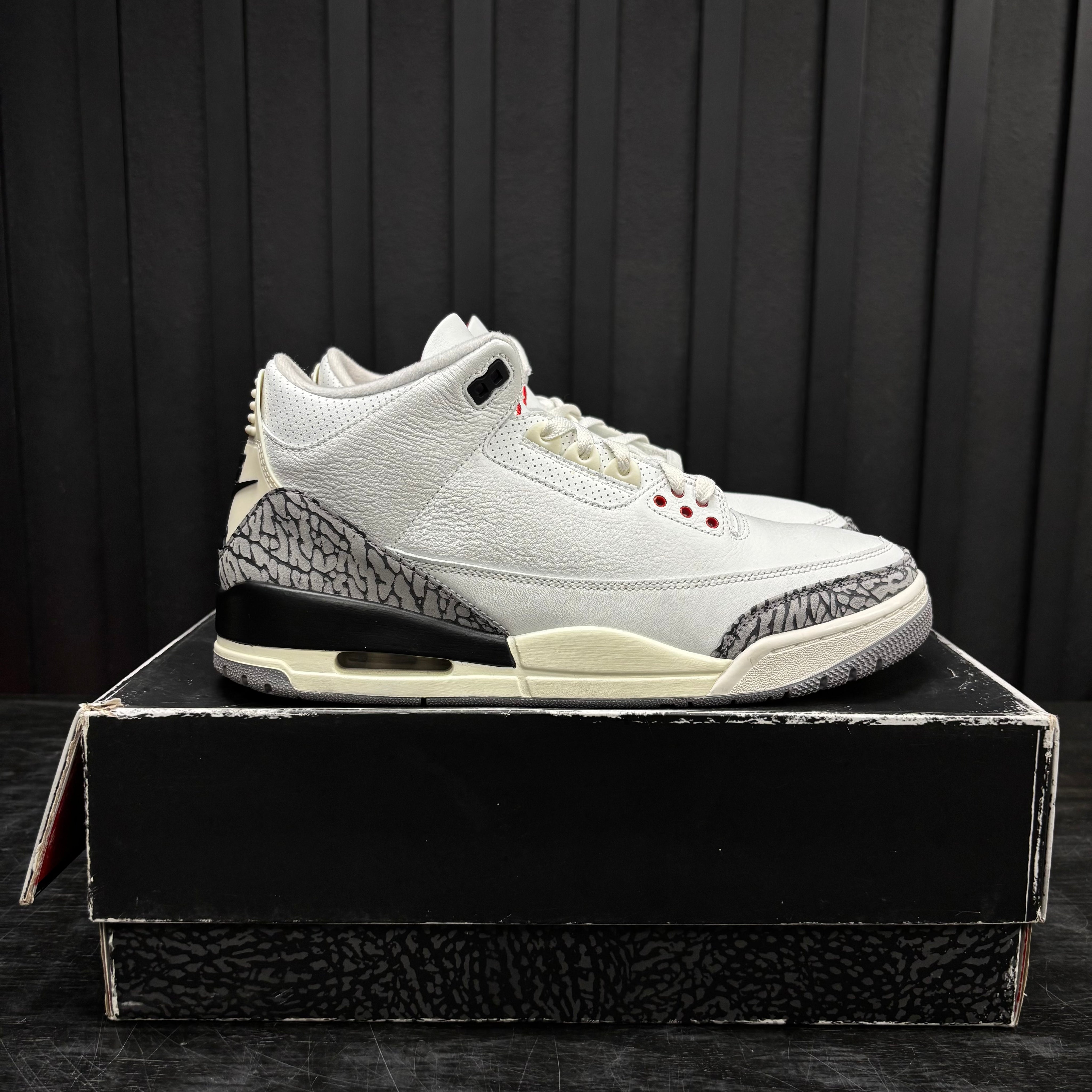 Jordan 3 Retro White Cement Reimagined - Used - 3827