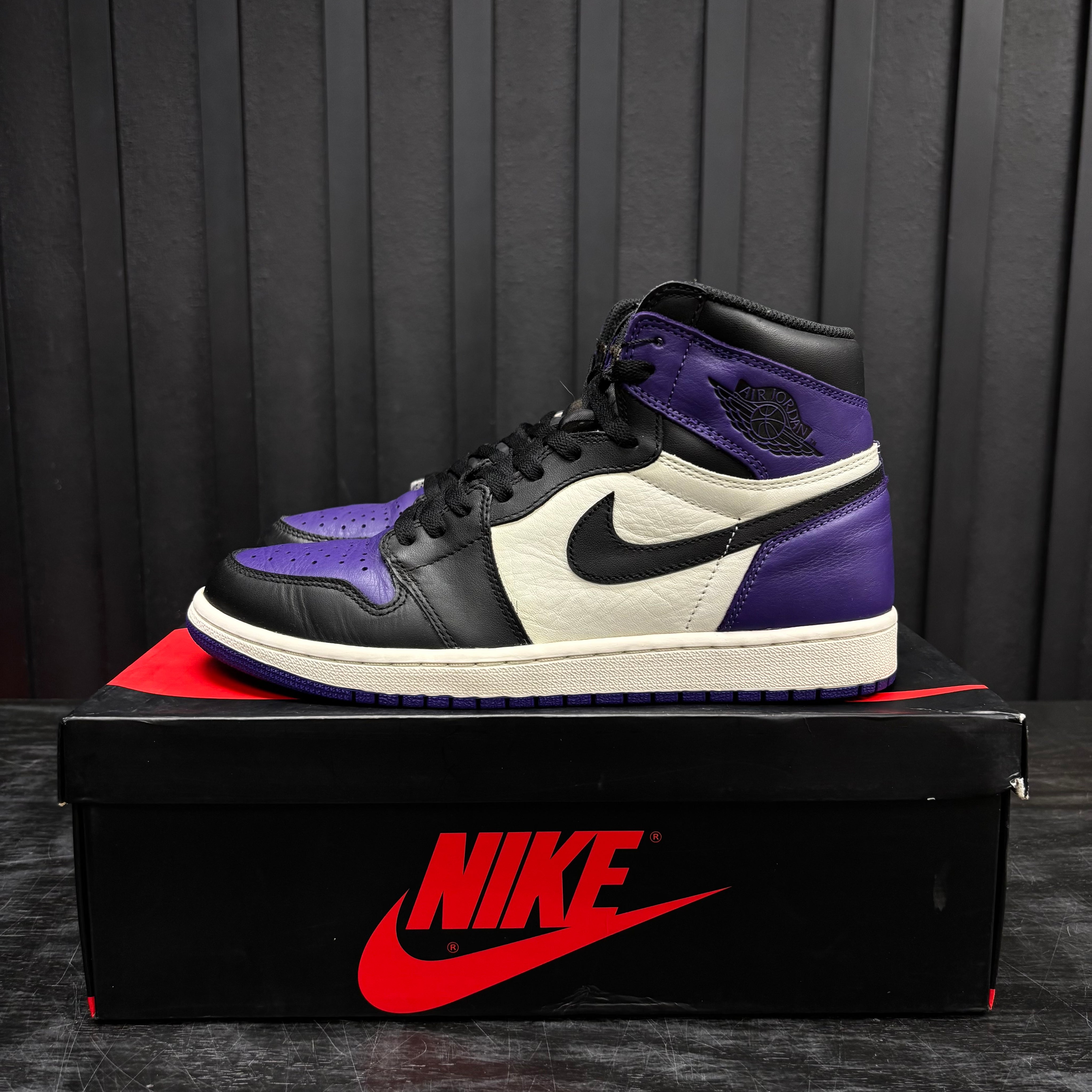 Jordan 1 Retro High Court Purple - Used - 4387