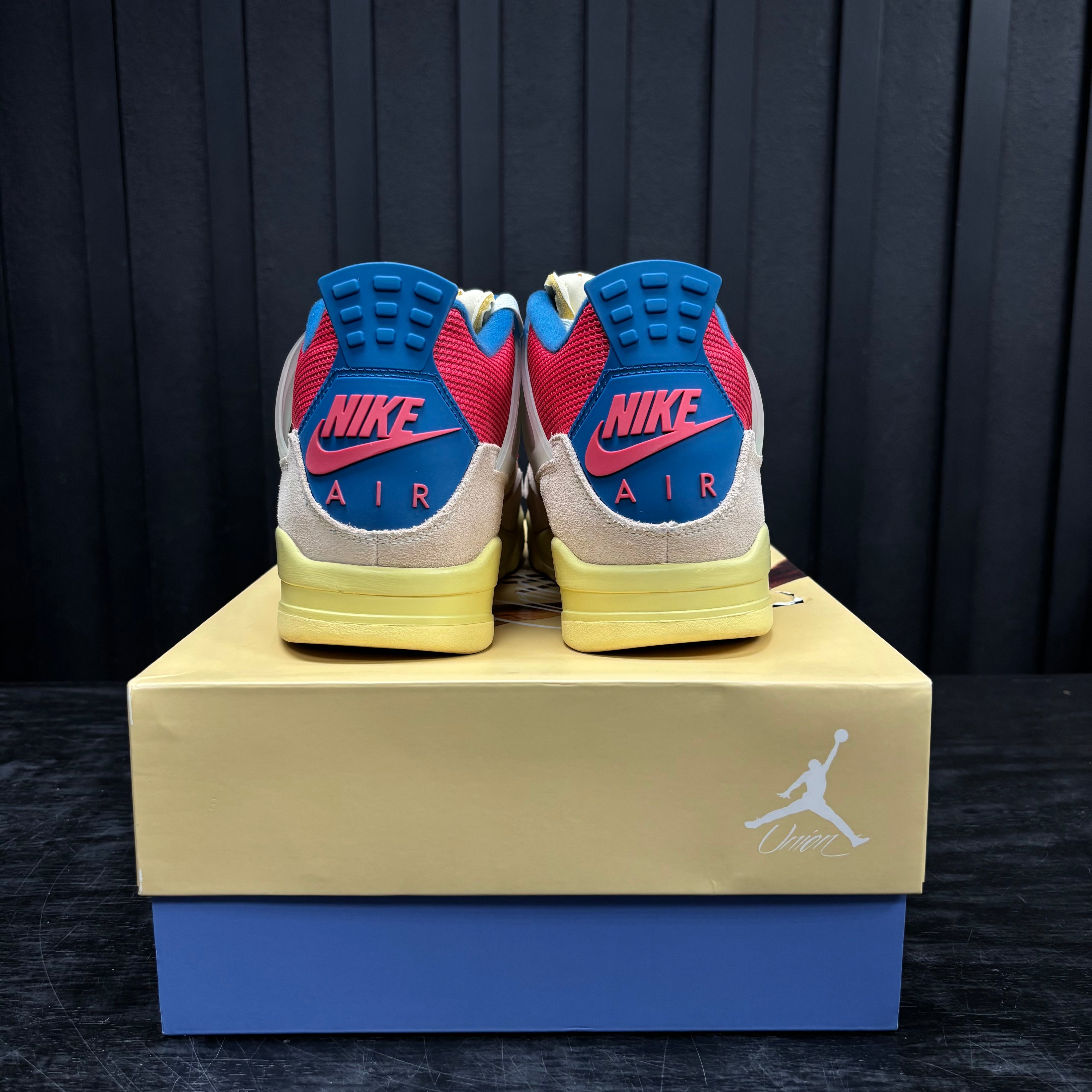 Jordan 4 Retro Union Guava Ice - Used - 4395
