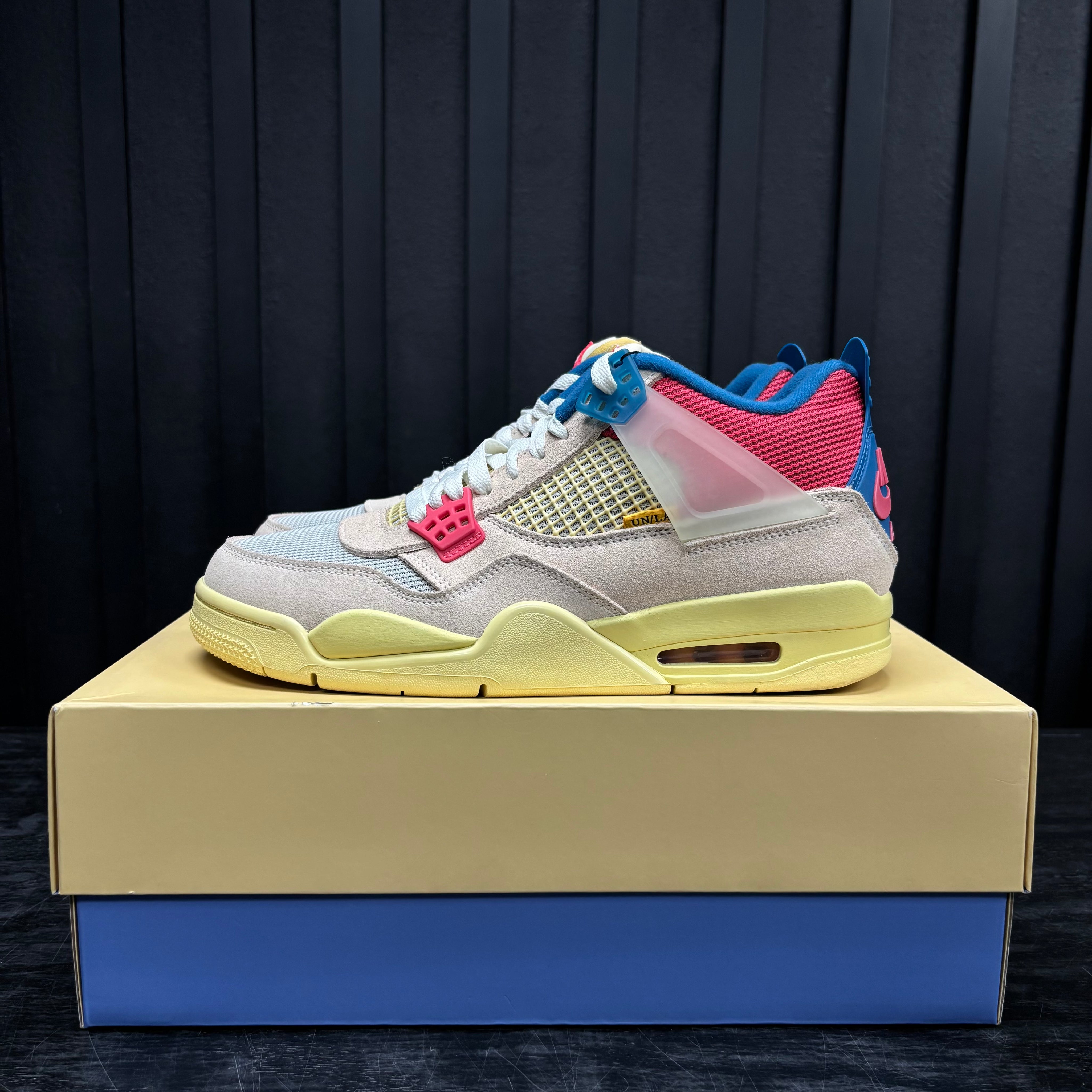 Jordan 4 Retro Union Guava Ice - Used - 4395