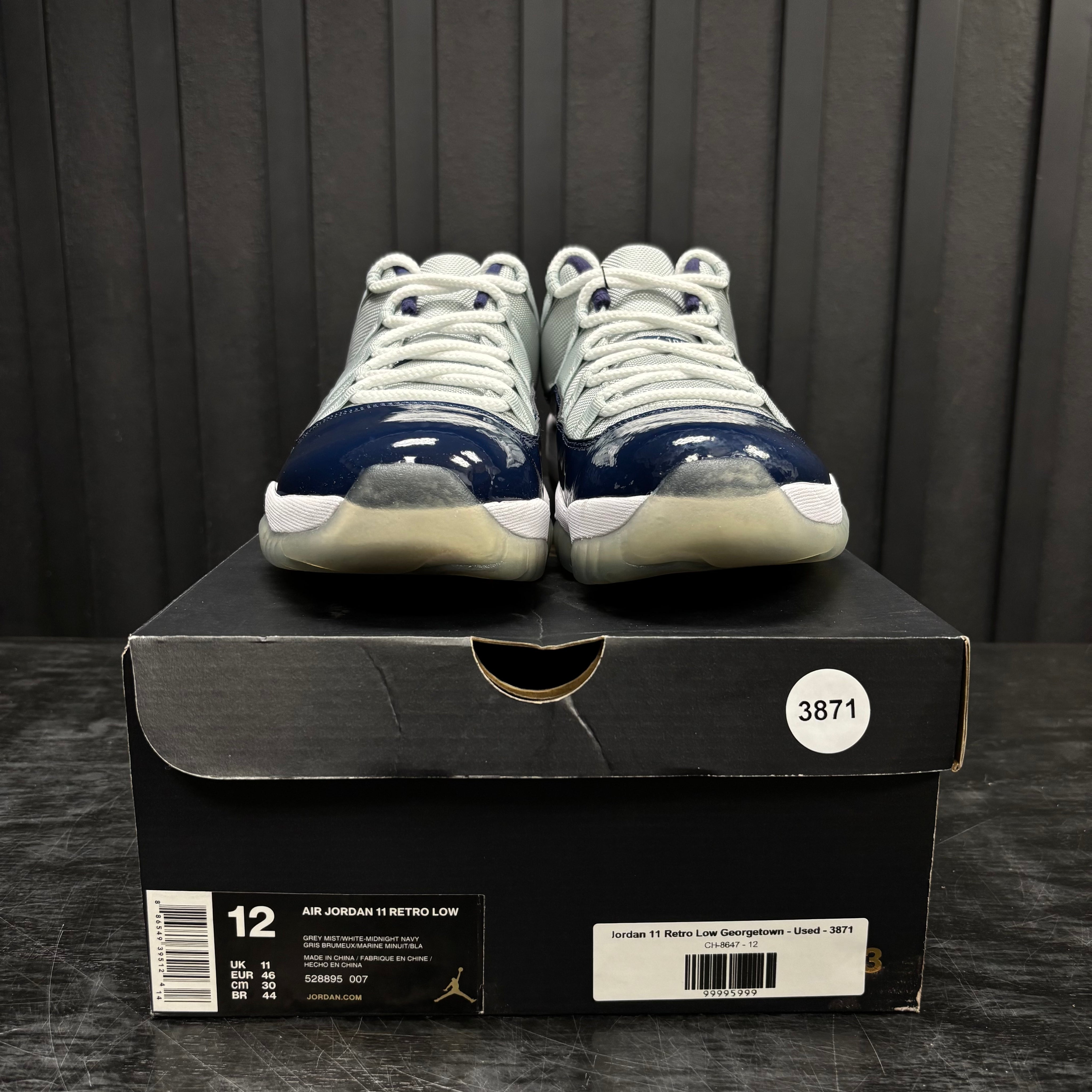 Jordan 11 Retro Low Georgetown - Used - 3871
