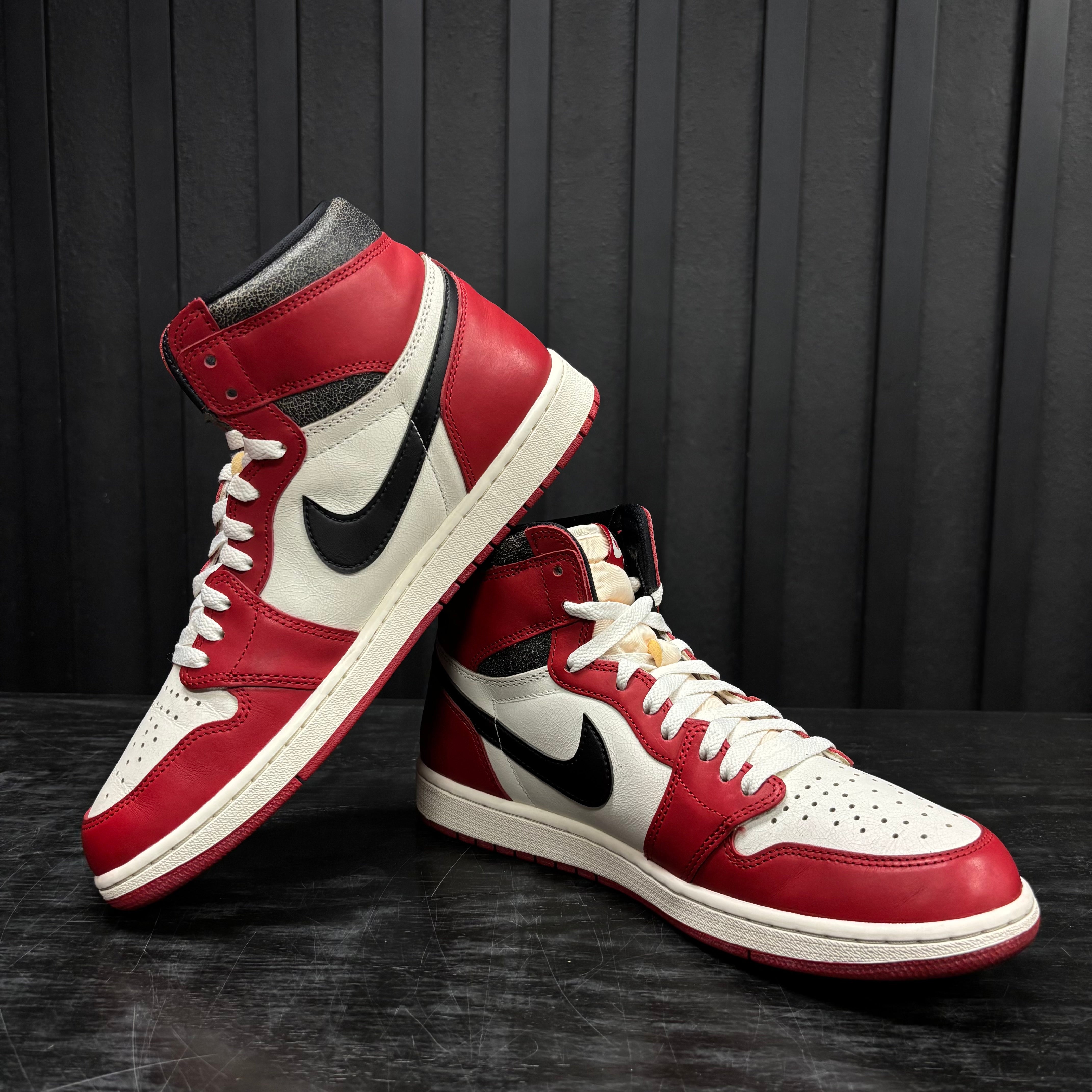 Jordan 1 Retro High OG Chicago Lost and Found - Used - 3881