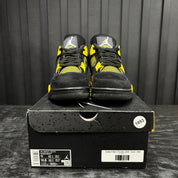 Jordan 4 Retro Thunder (2023) - Used - 1893