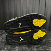 Jordan 4 Retro Thunder (2023) - Used - 1893