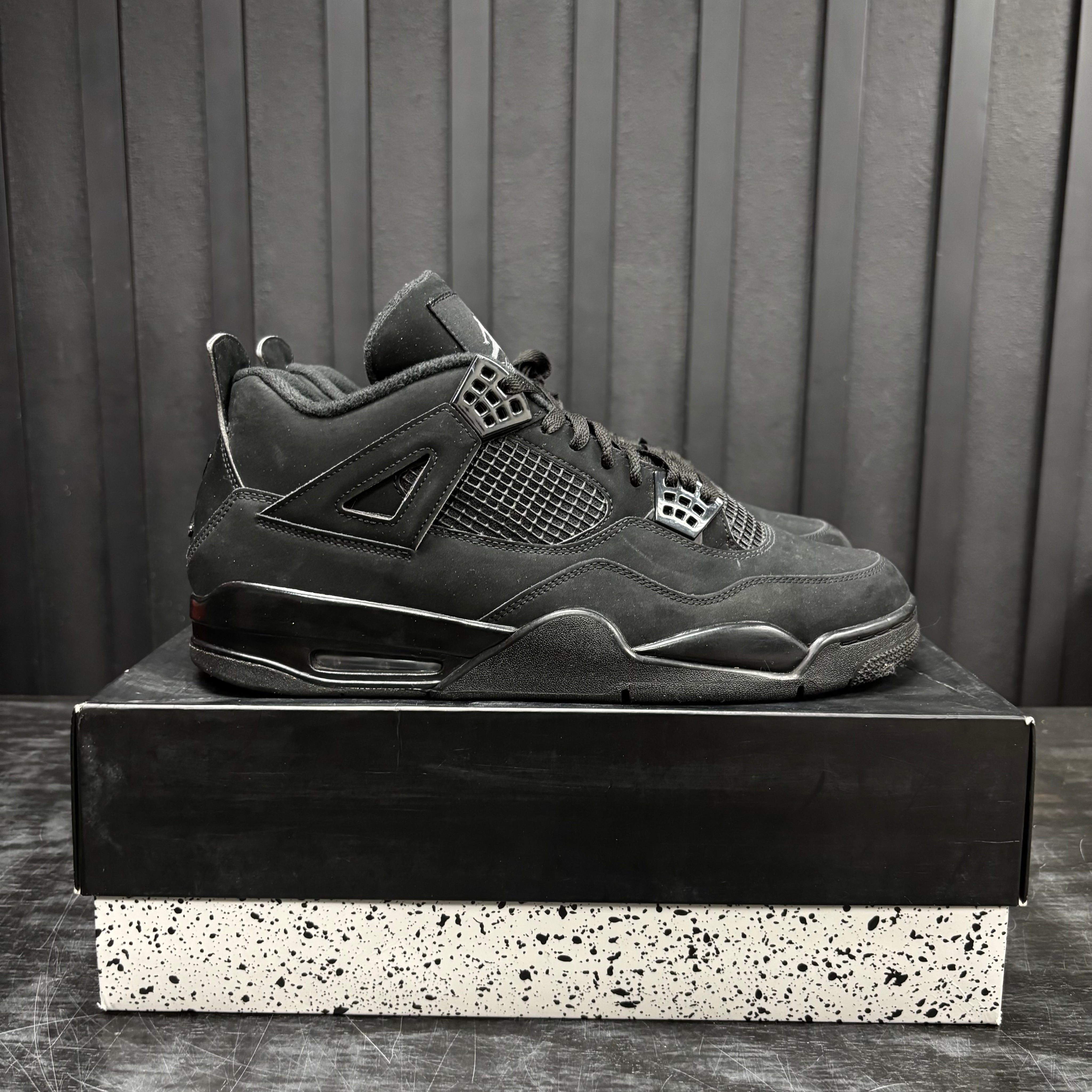 Jordan 4 Retro Black Cat (2020) - Used - 3884