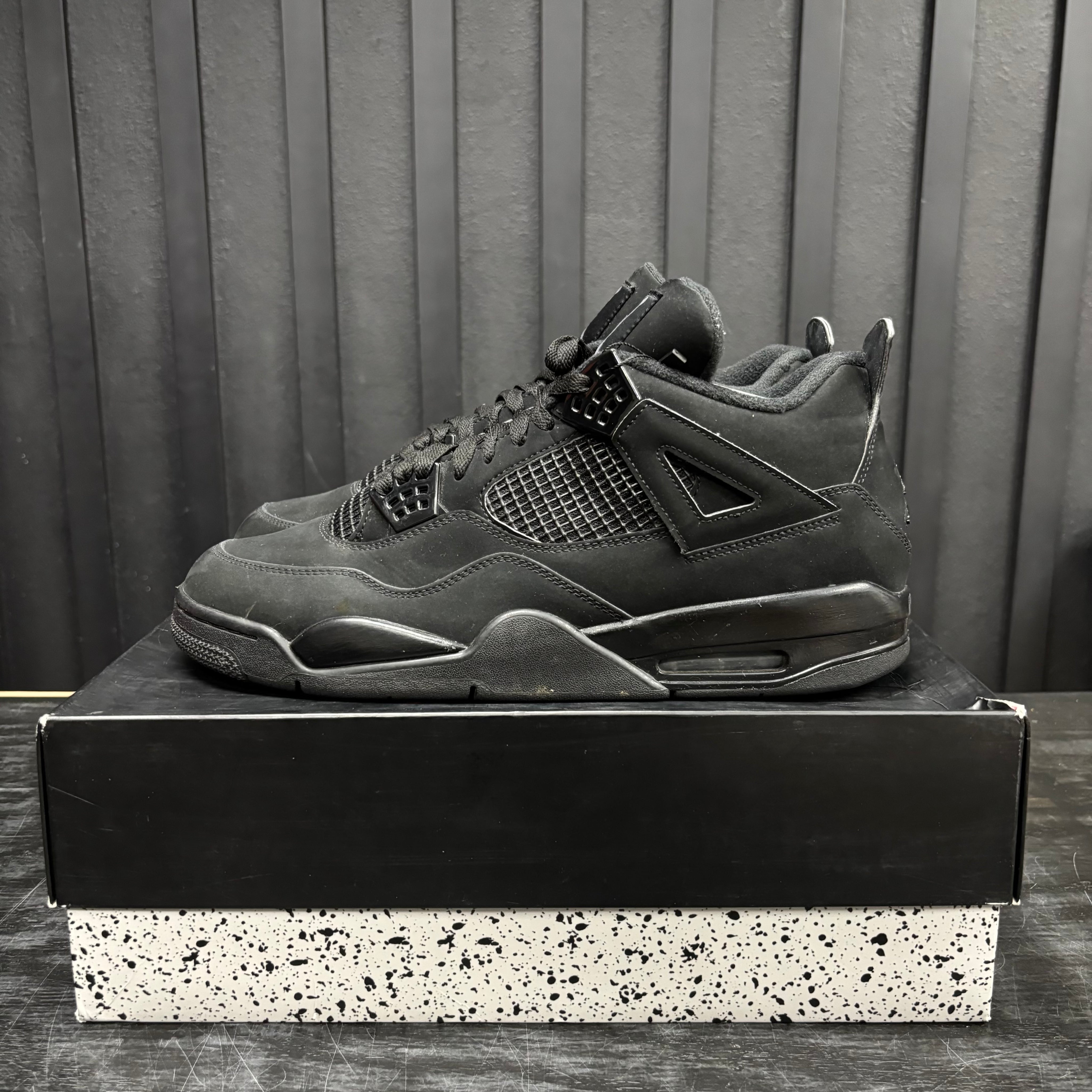 Jordan 4 Retro Black Cat (2020) - Used - 3884