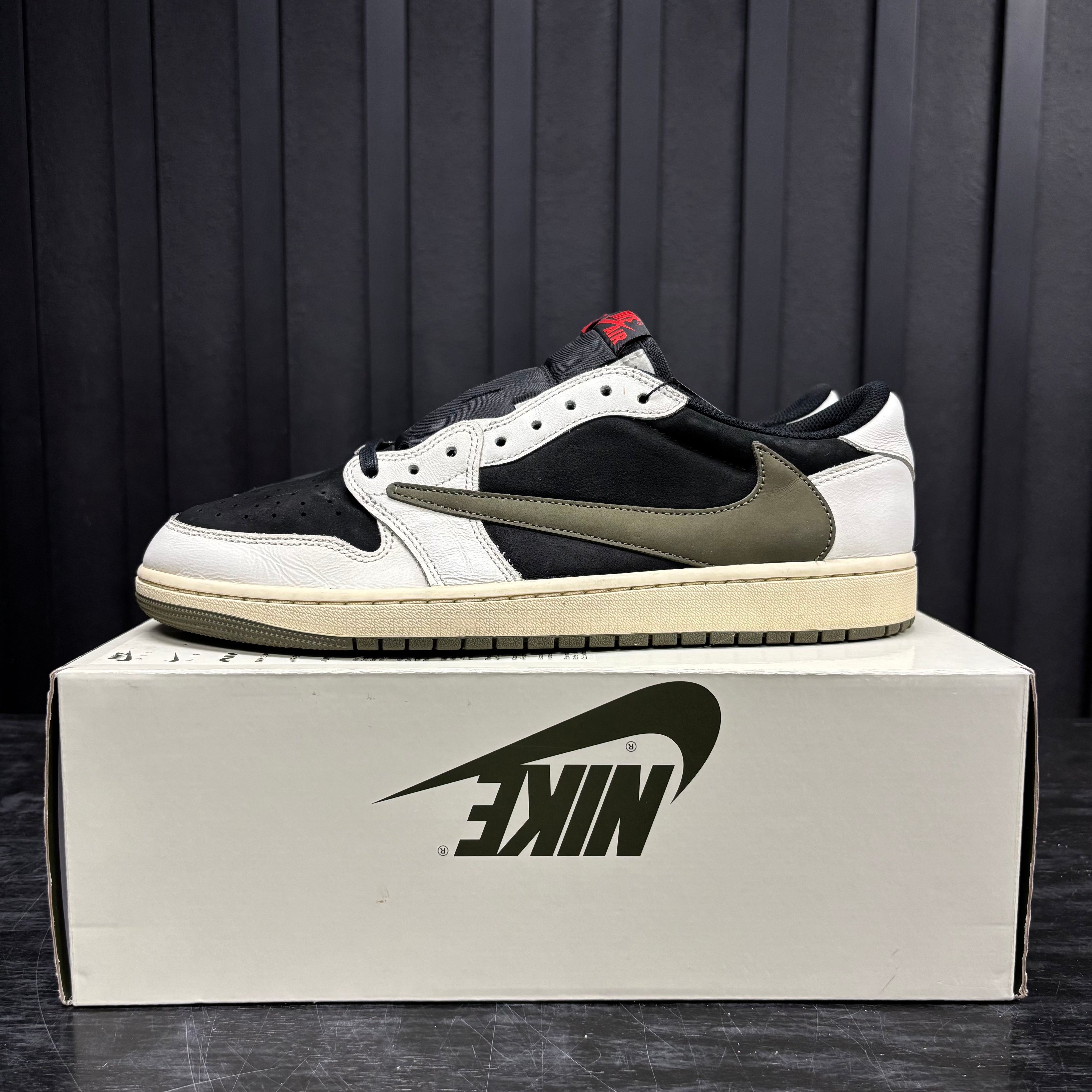 Jordan 1 Retro Low OG SP Travis Scott Olive (Women's) - Used - 4400
