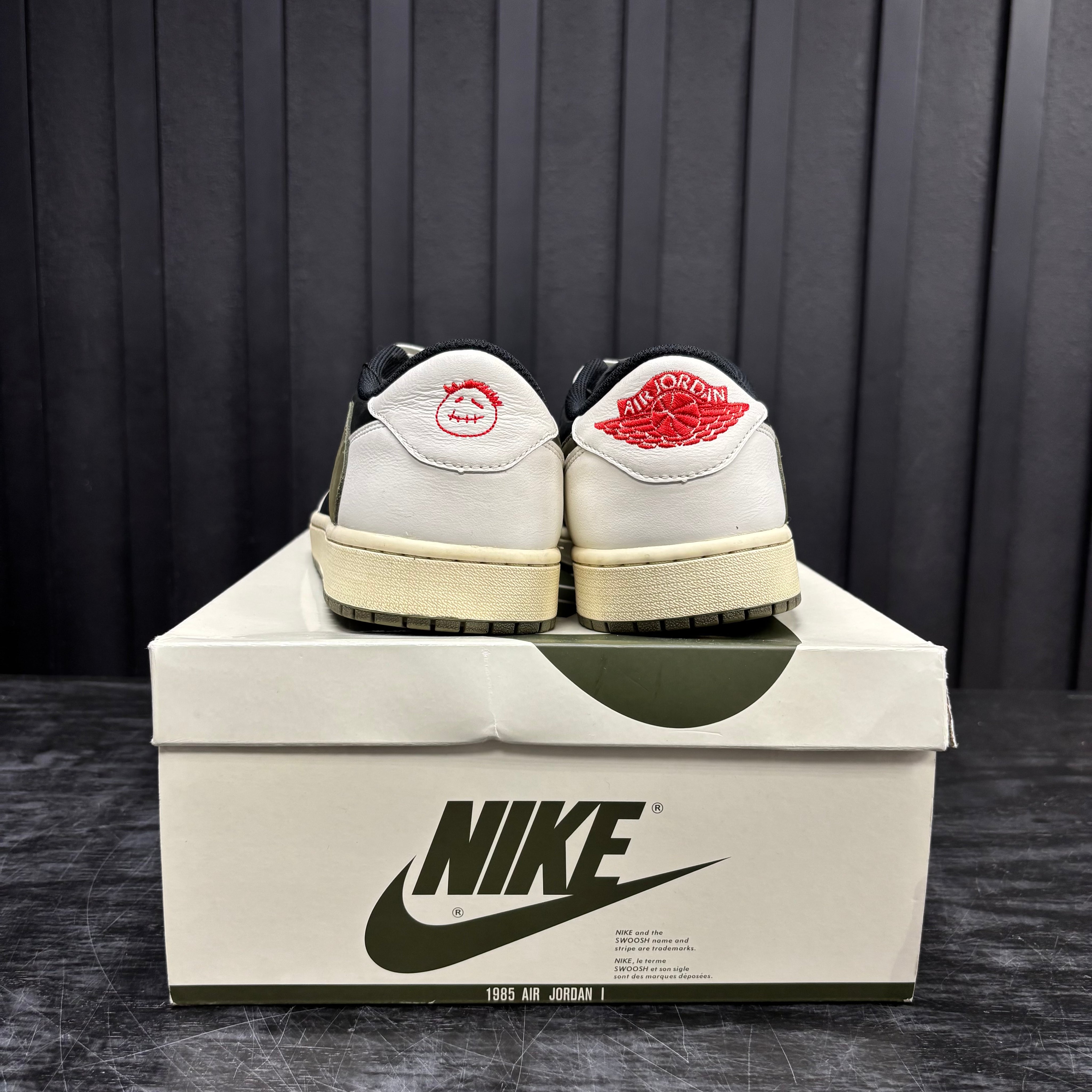 Jordan 1 Retro Low OG SP Travis Scott Olive (Women's) - Used - 4402