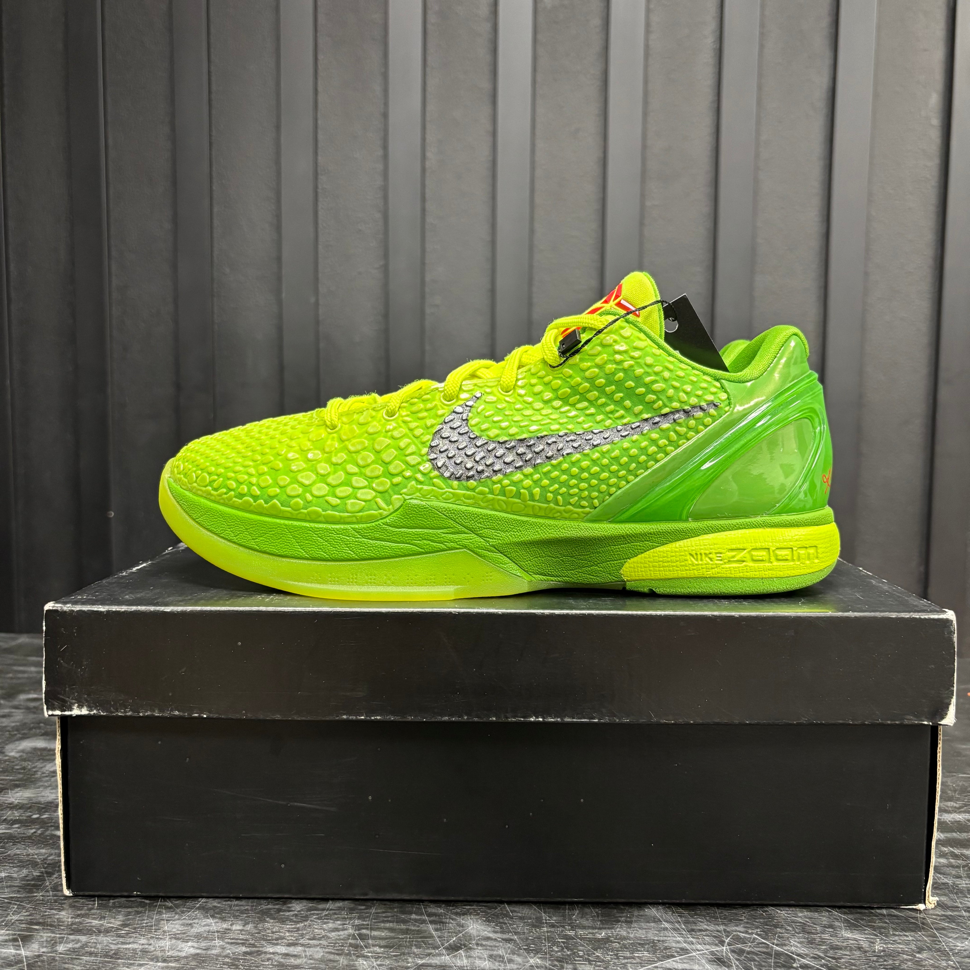 Nike Kobe 6 Protro Grinch (2020) - Used - 1929