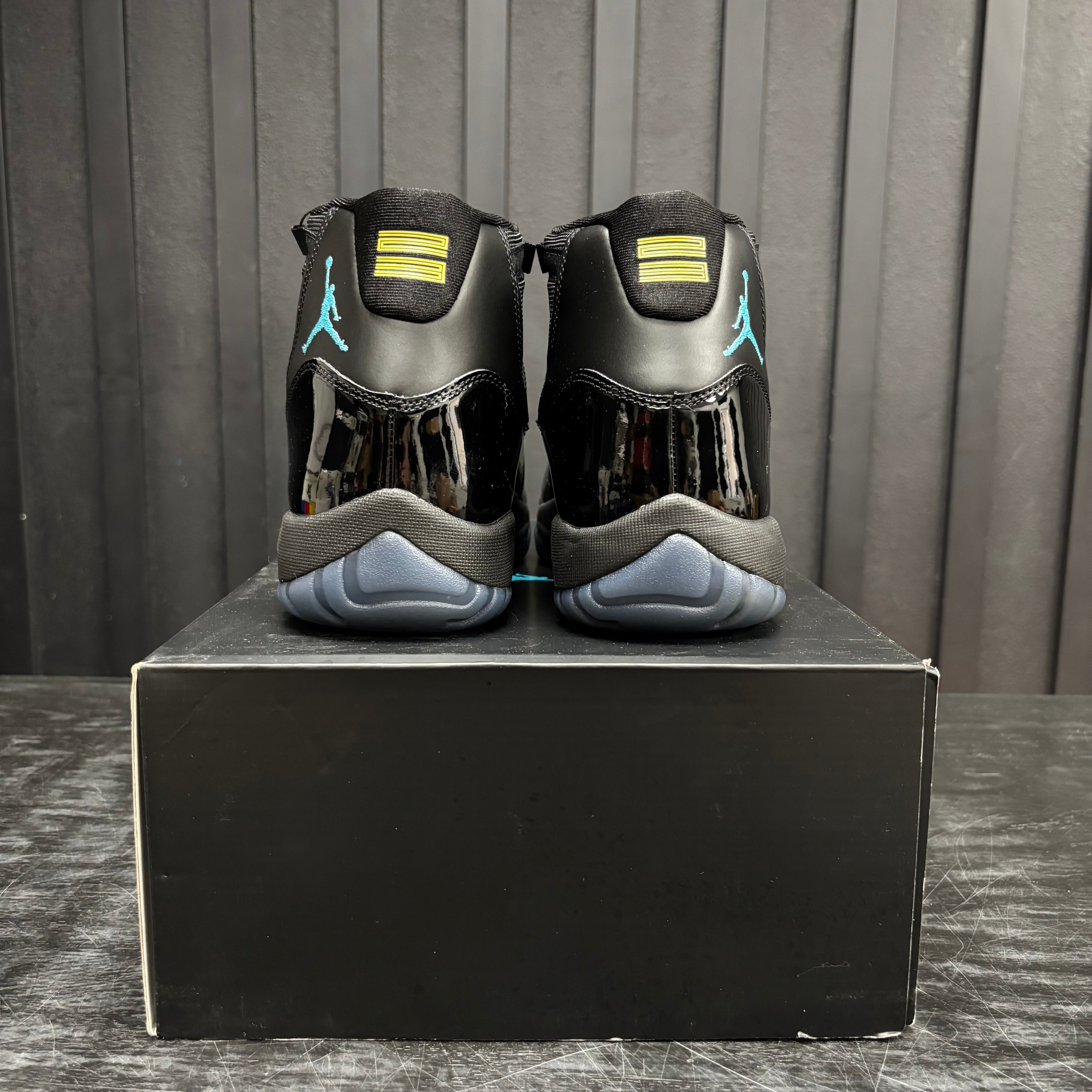 Jordan 11 Retro Gamma Blue (2025) - Used - 1915