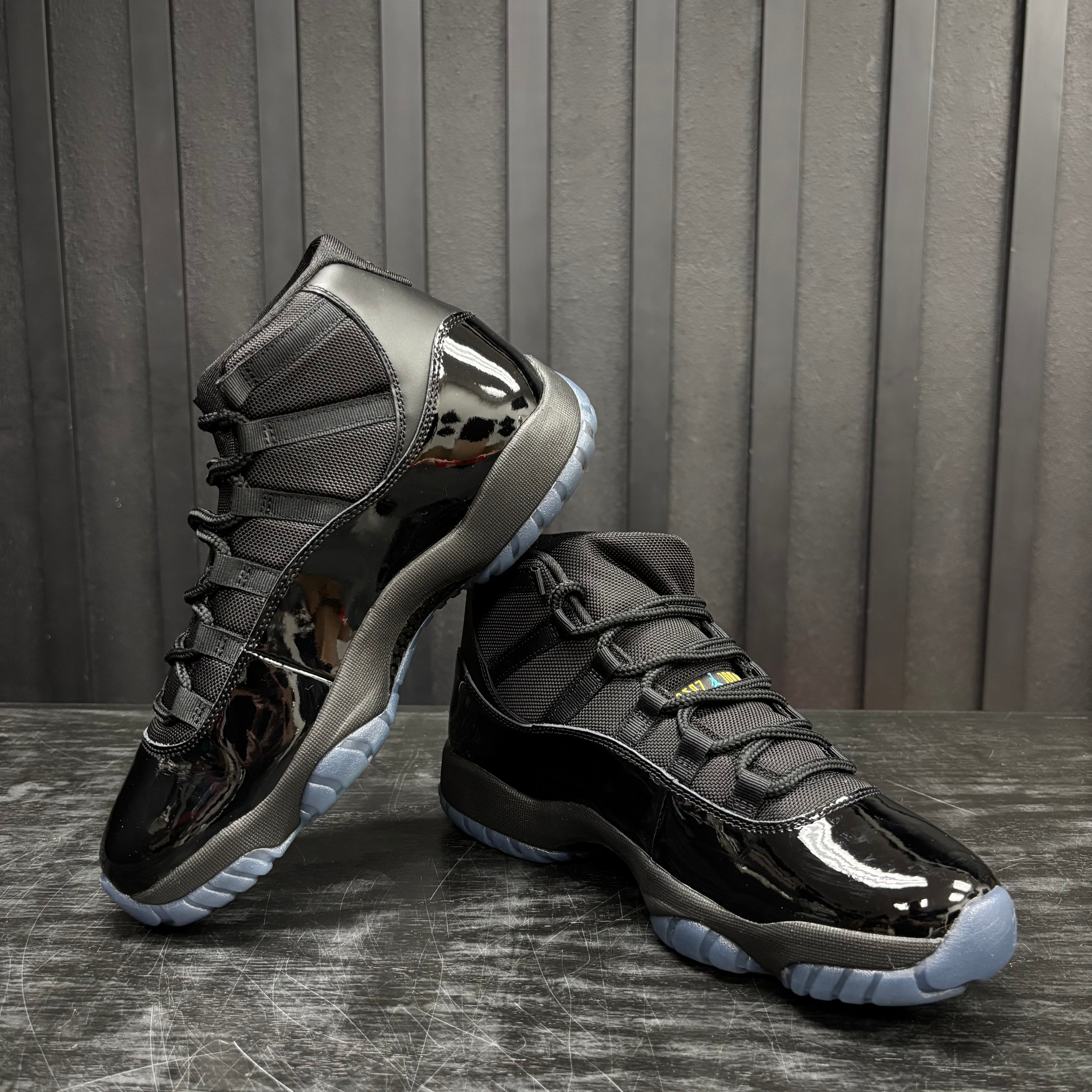 Jordan 11 Retro Gamma Blue (2025) - Used - 1915