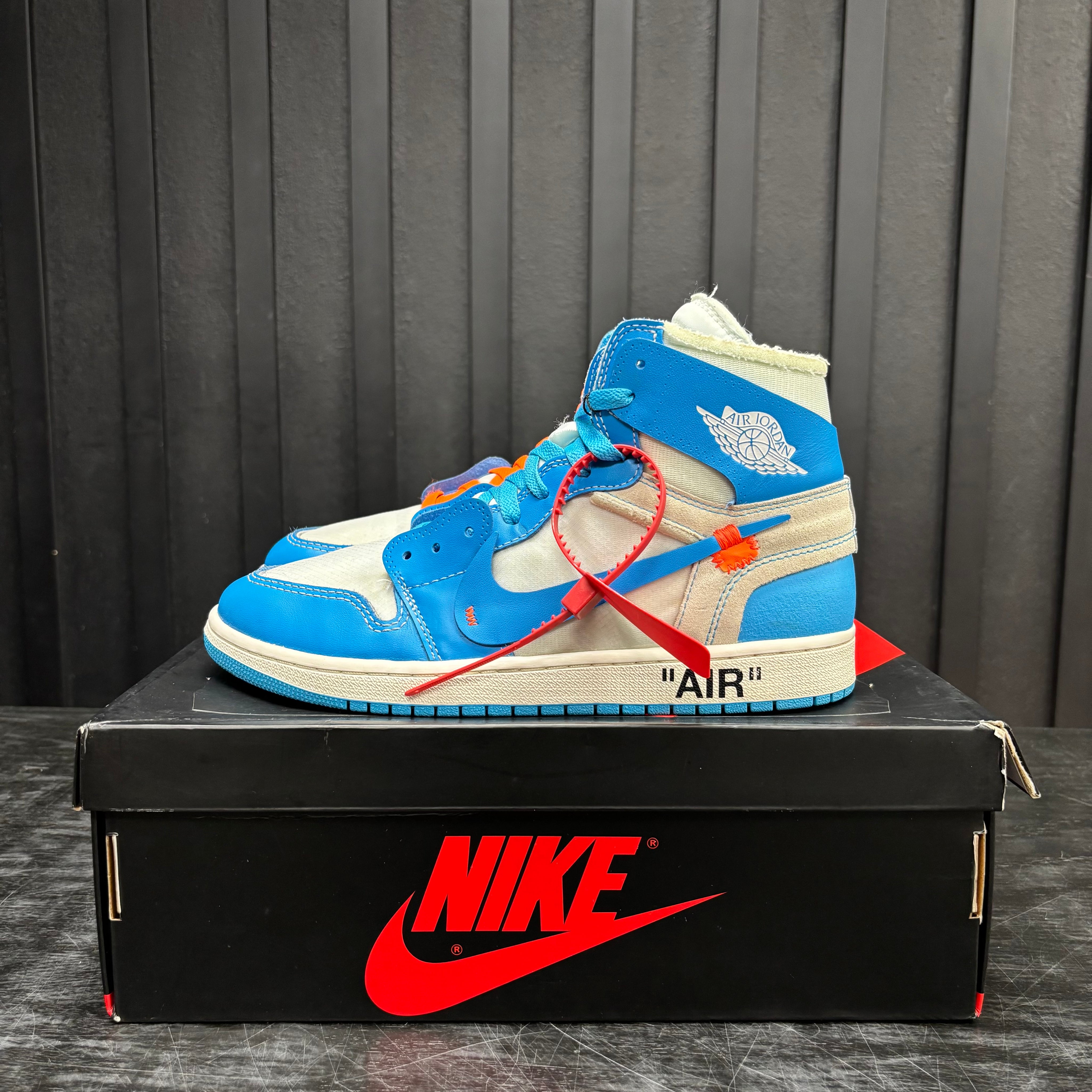 Jordan 1 Retro High Off-White University Blue - Used - 4414