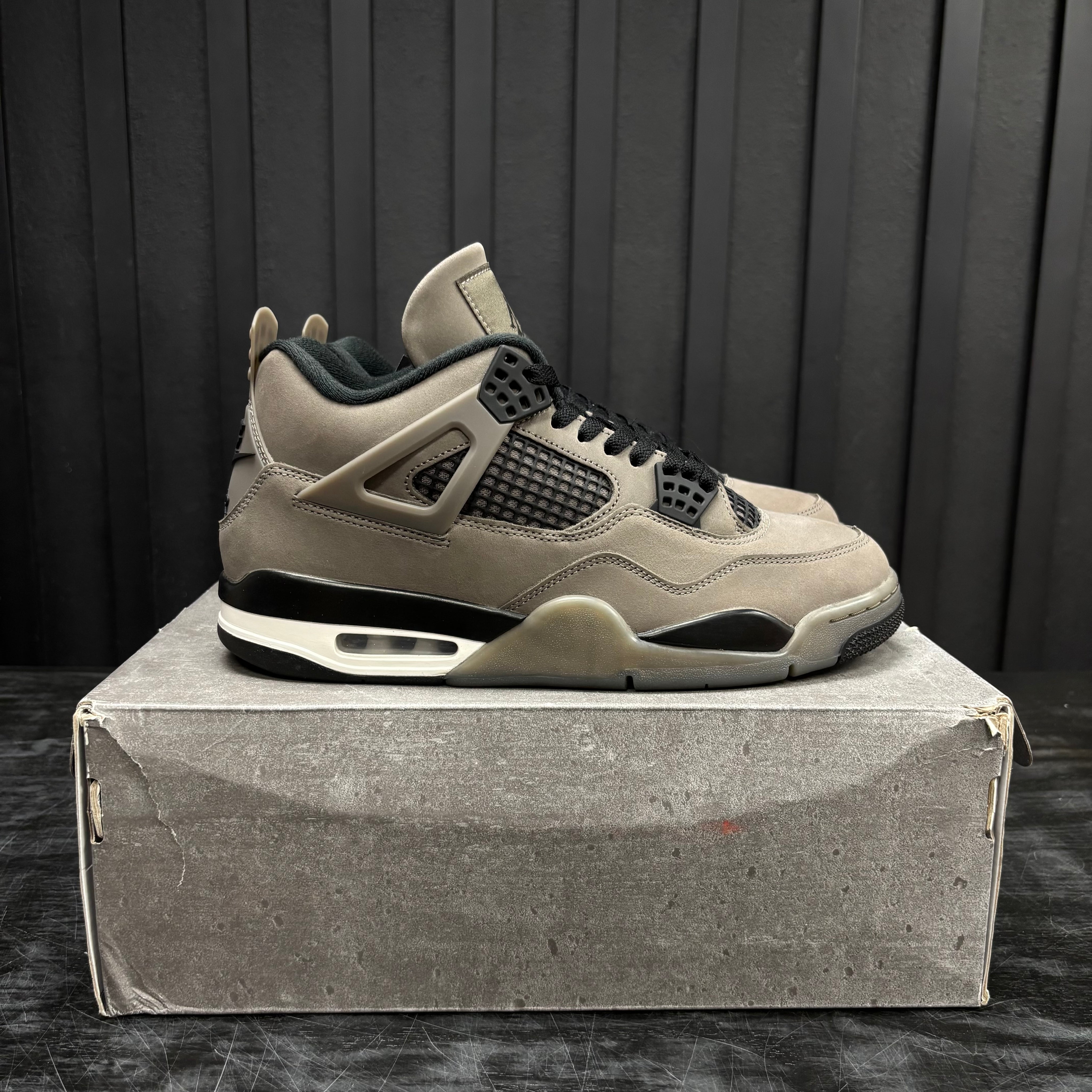Jordan 4 Retro Cave Stone - Used - 1940