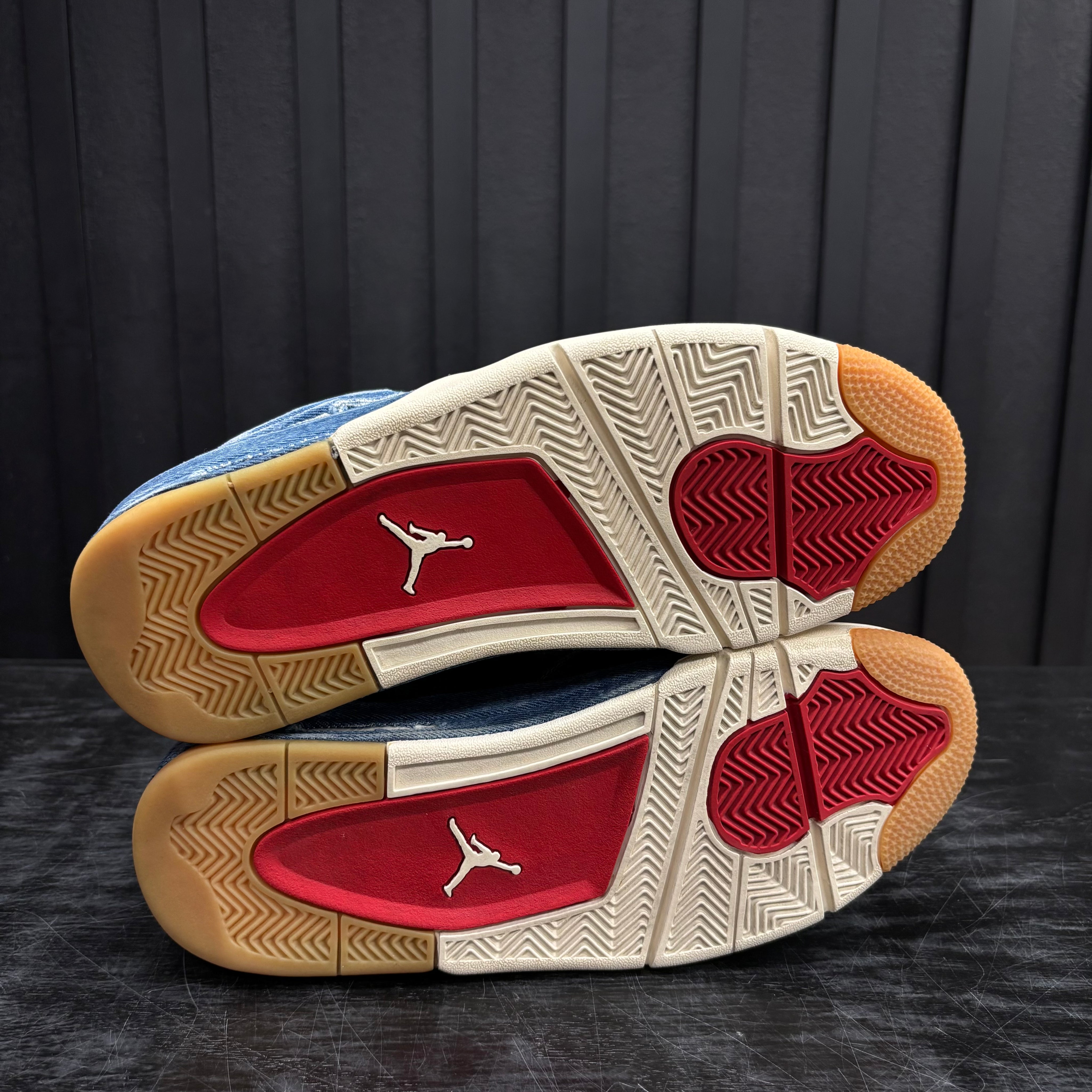 Jordan 4 Retro Levi's Denim (Tag with Levi's Logo) - Used 1951
