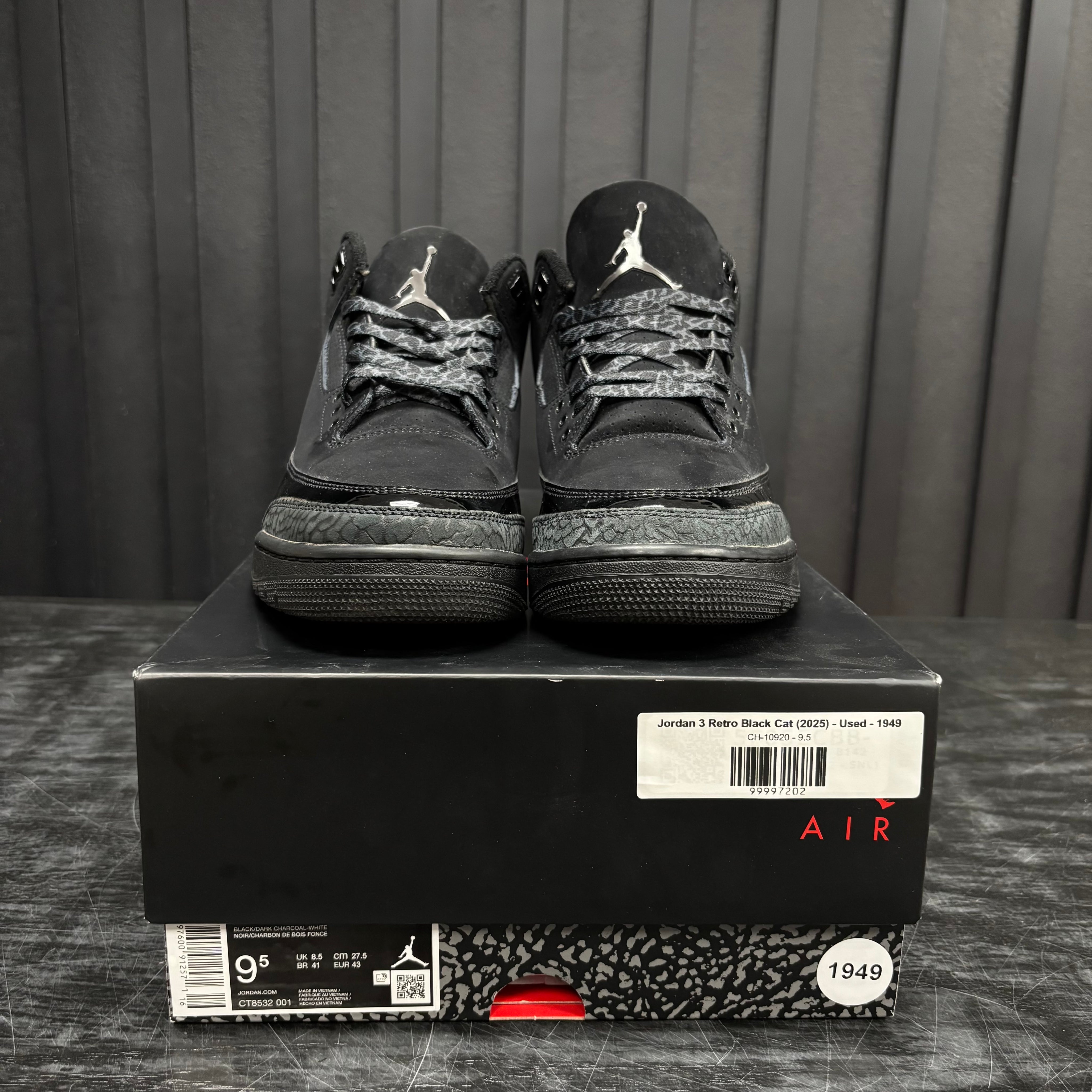 Jordan 3 Retro Black Cat (2025) - Used - 1949