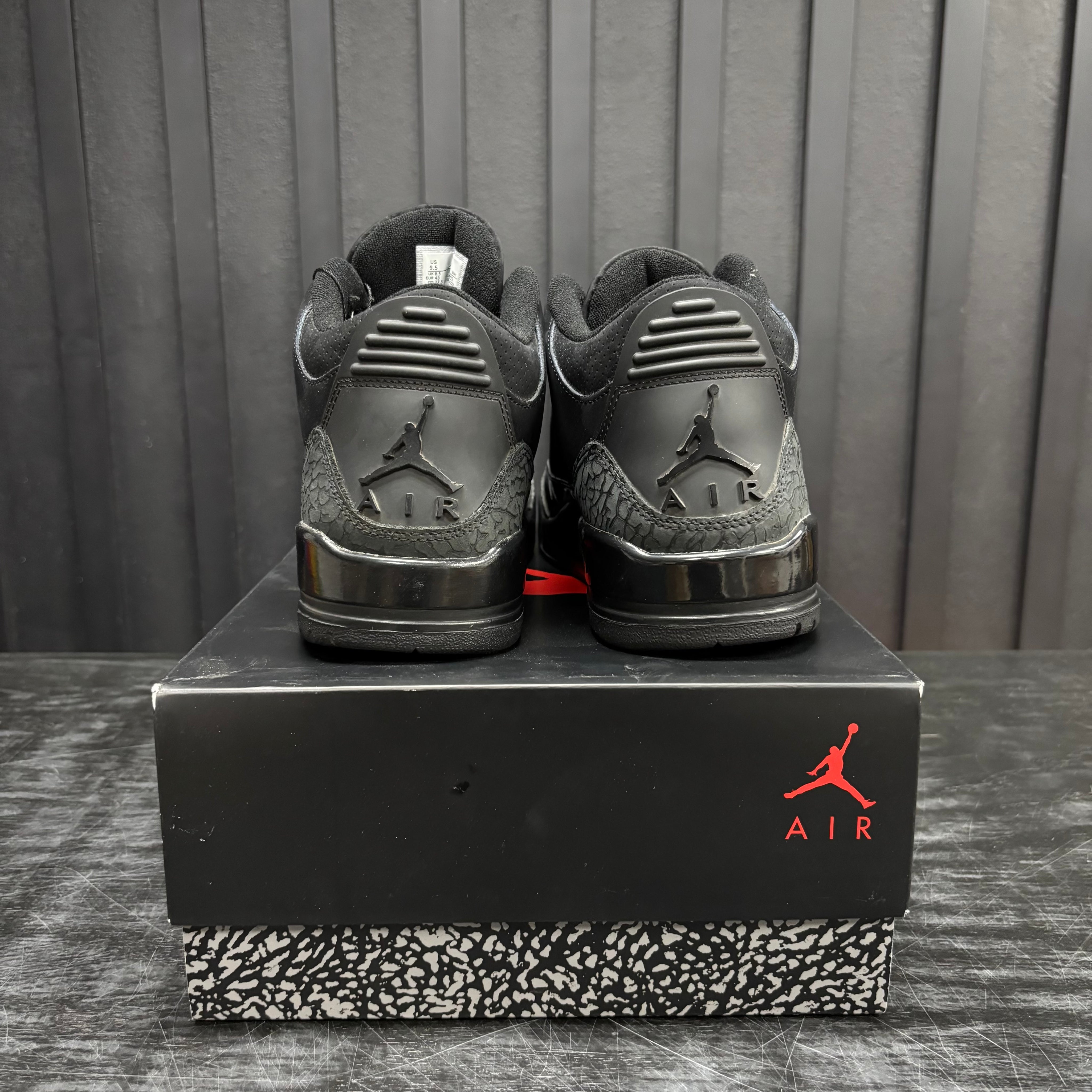 Jordan 3 Retro Black Cat (2025) - Used - 1949