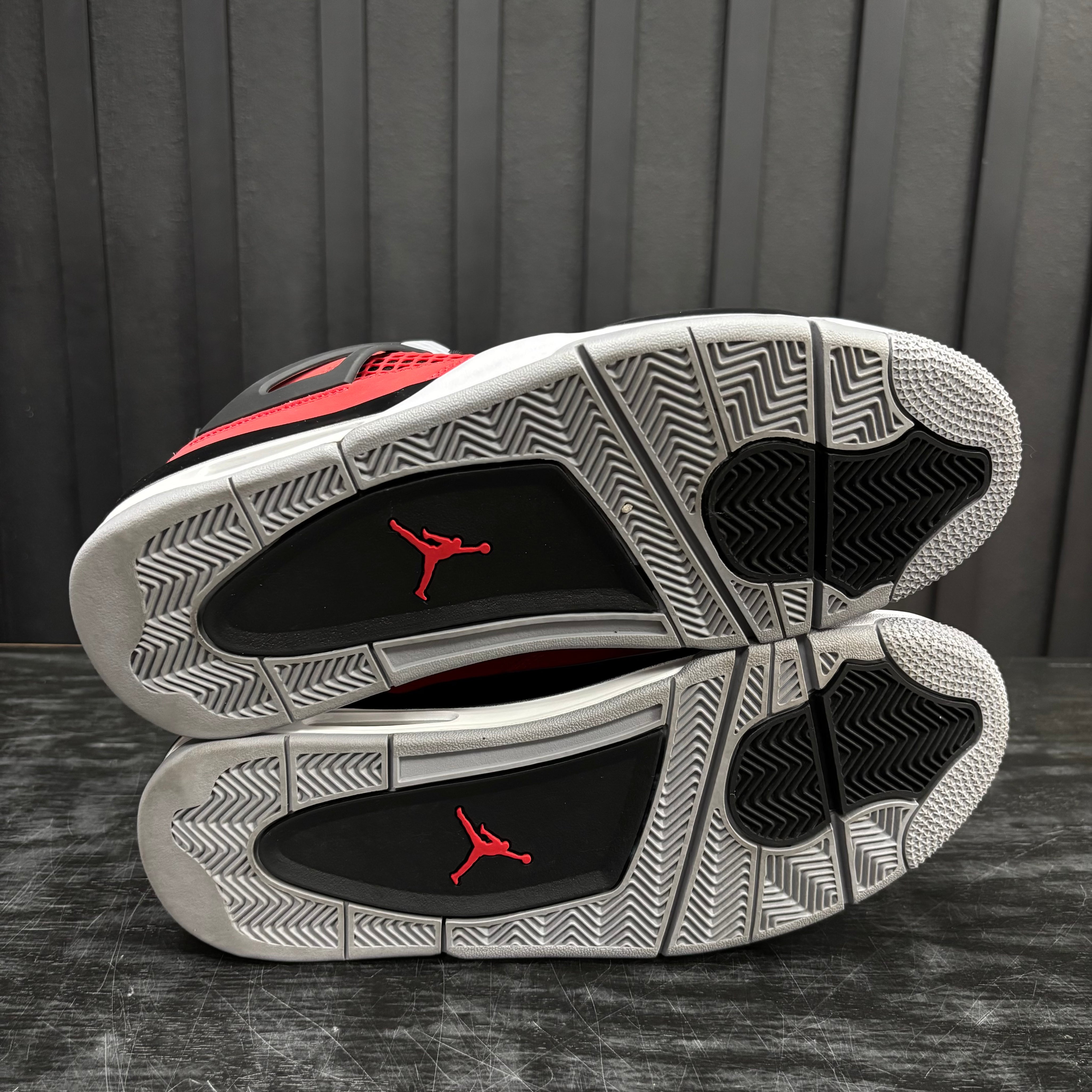 Jordan 4 Retro Toro Bravo (2026) - Used - 4435