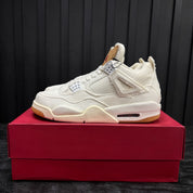 Jordan 4 Retro Levi's White (Levi's Tag) - Used - 1952