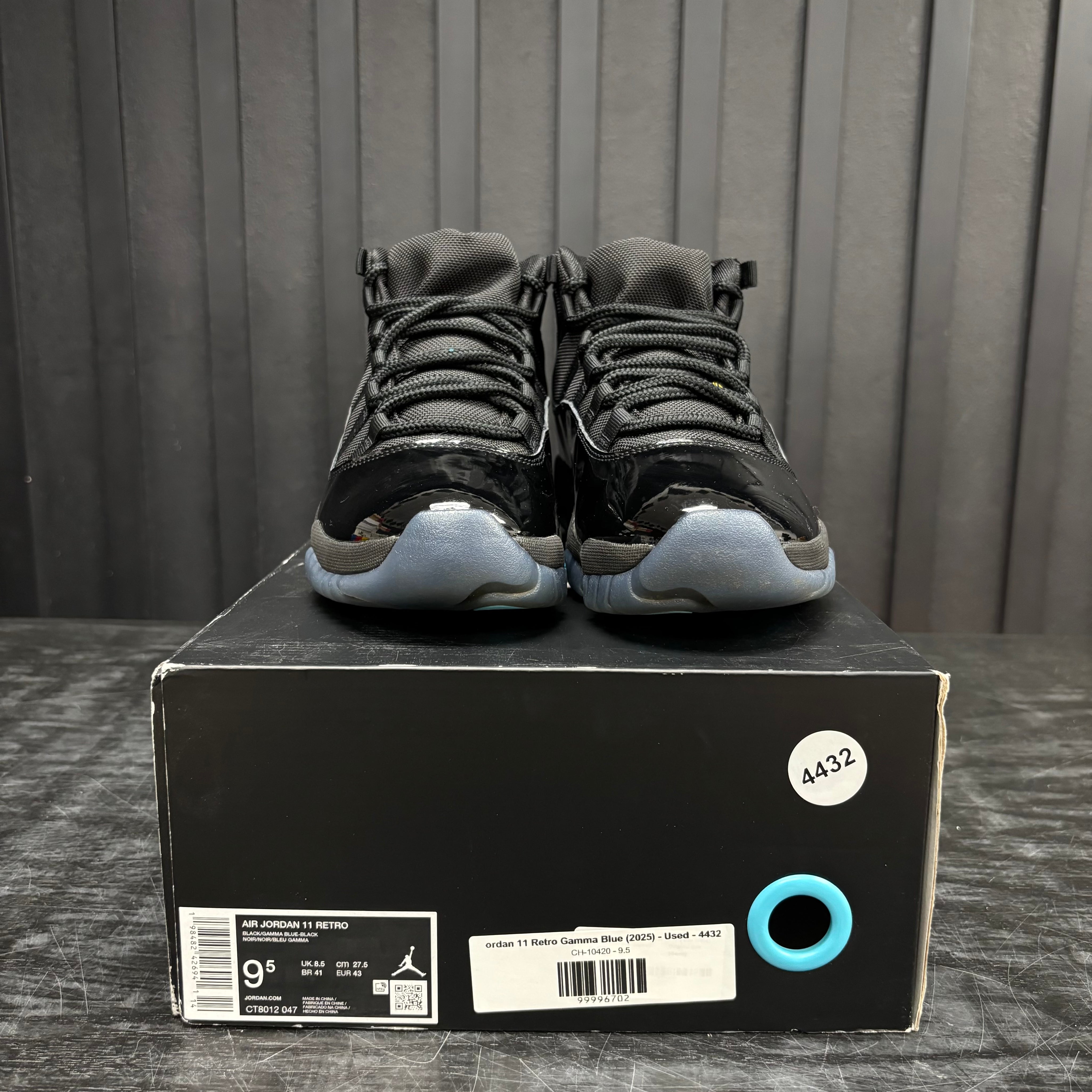 Jordan 11 Retro Gamma Blue (2025) - Used - 4432