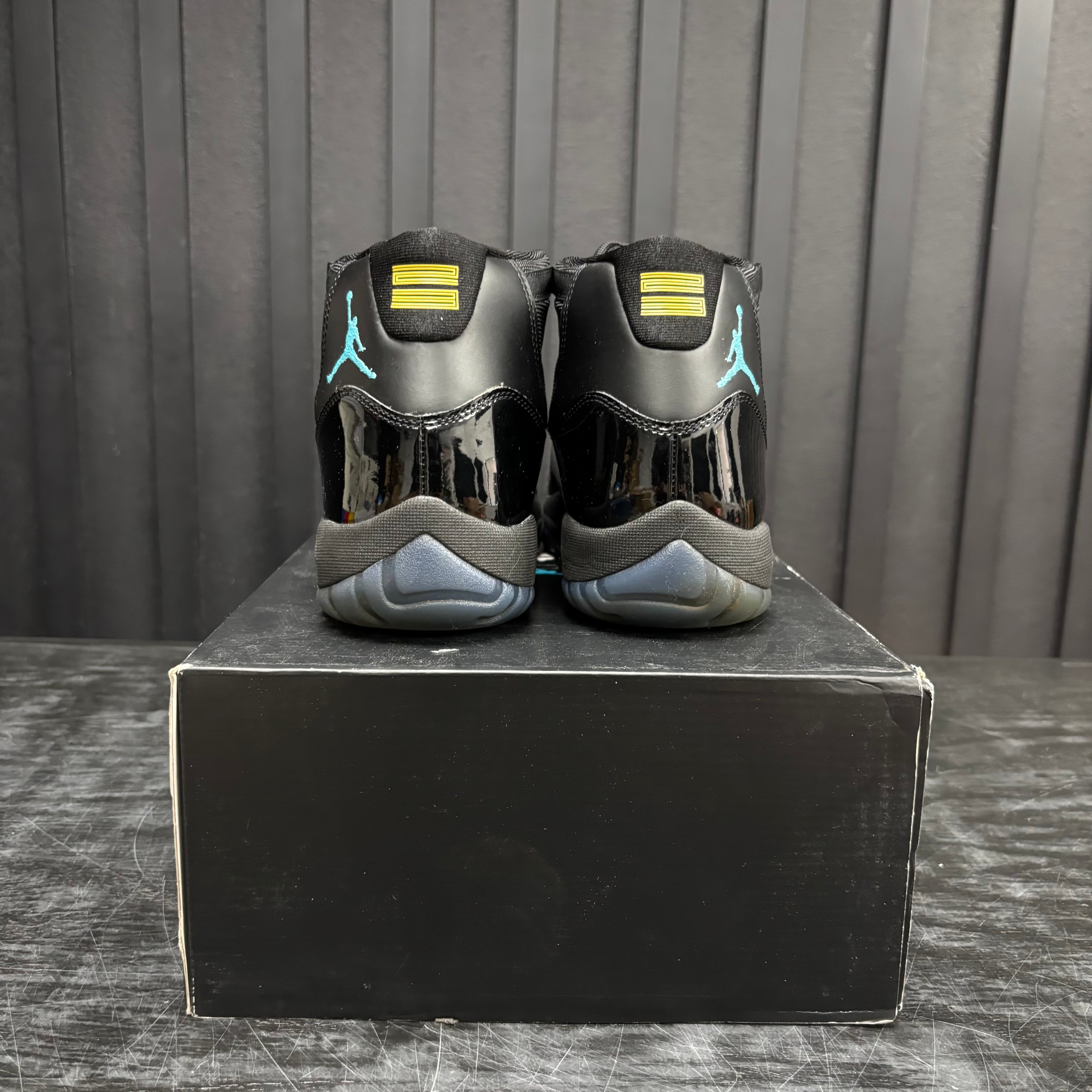 Jordan 11 Retro Gamma Blue (2025) - Used - 4432
