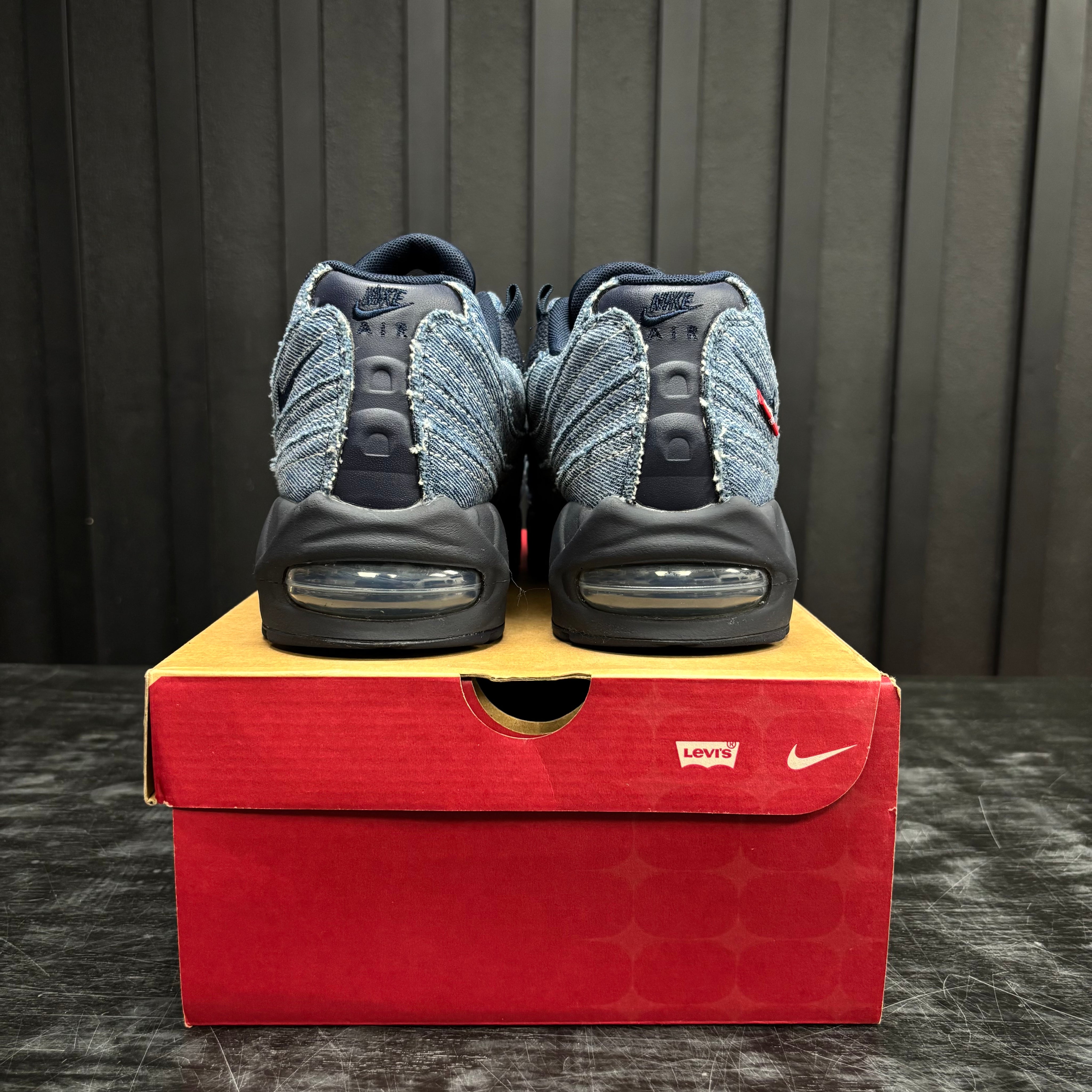 Nike Air Max 95 OG Levis Obsidian - Used - 1956
