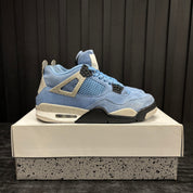 Jordan 4 Retro University Blue - Used - 1920