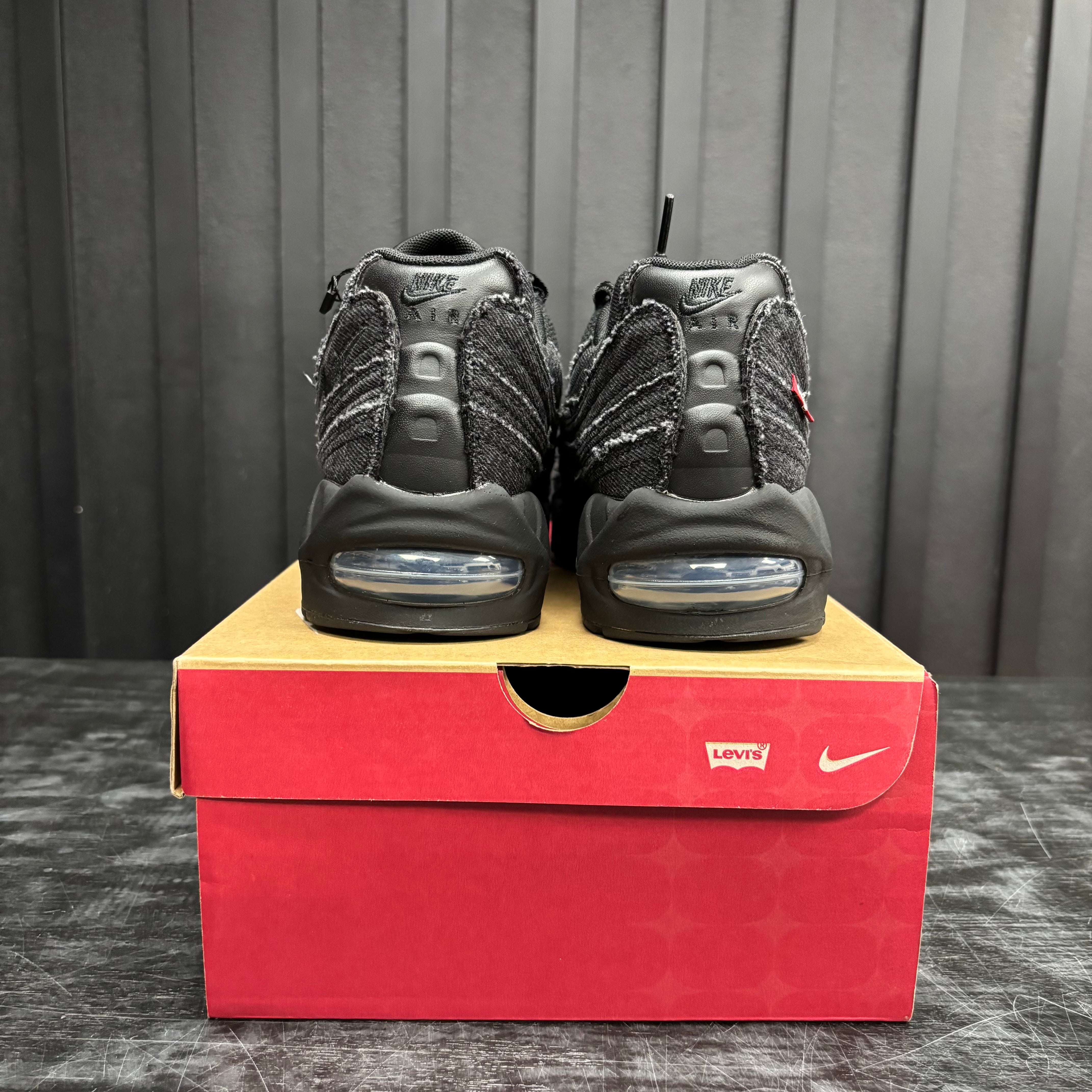 Nike Air Max 95 OG Levis Black - Used - 1955 – Common Hype