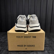 adidas Yeezy Boost 700 Wave Runner - Used - 1924