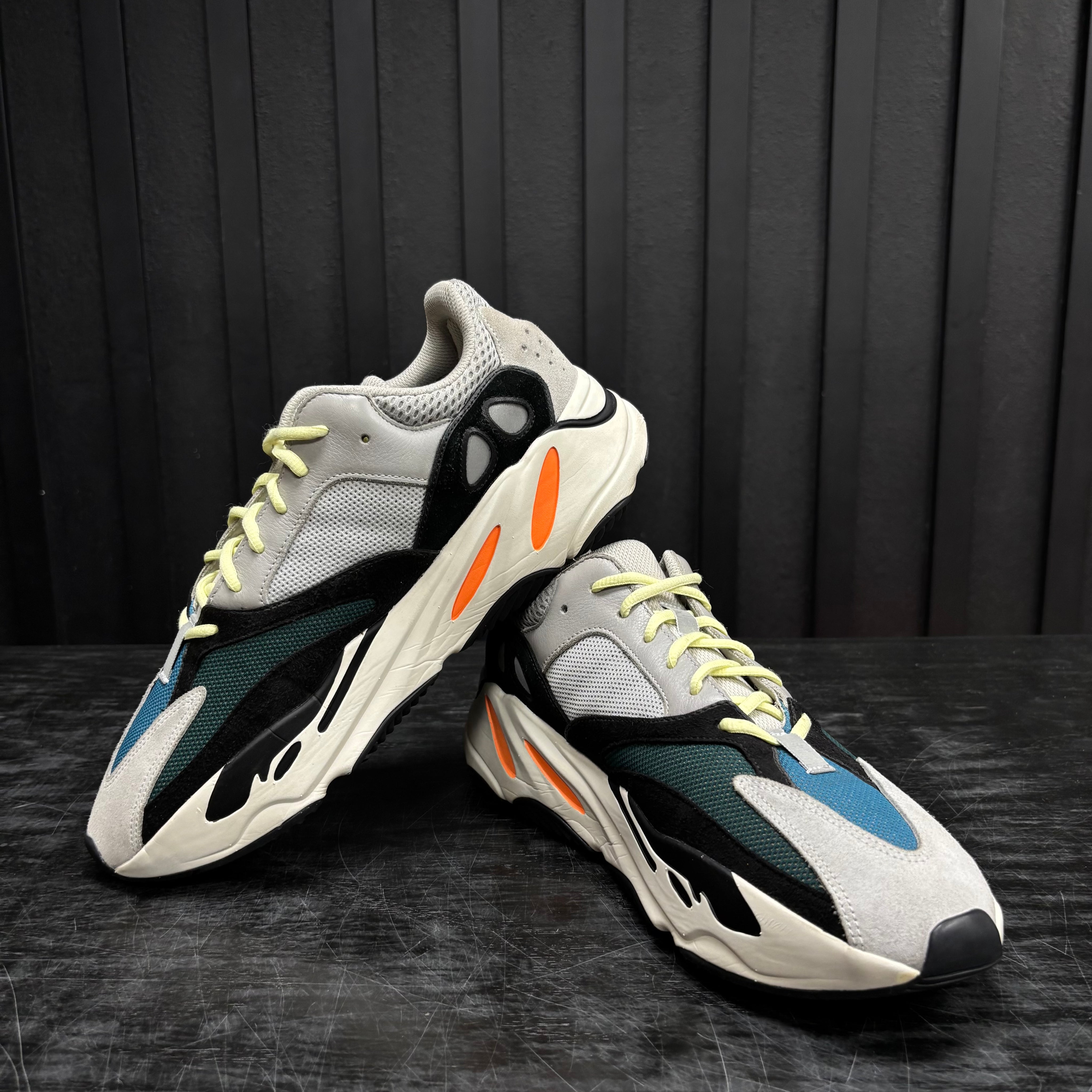 adidas Yeezy Boost 700 Wave Runner - Used - 1924