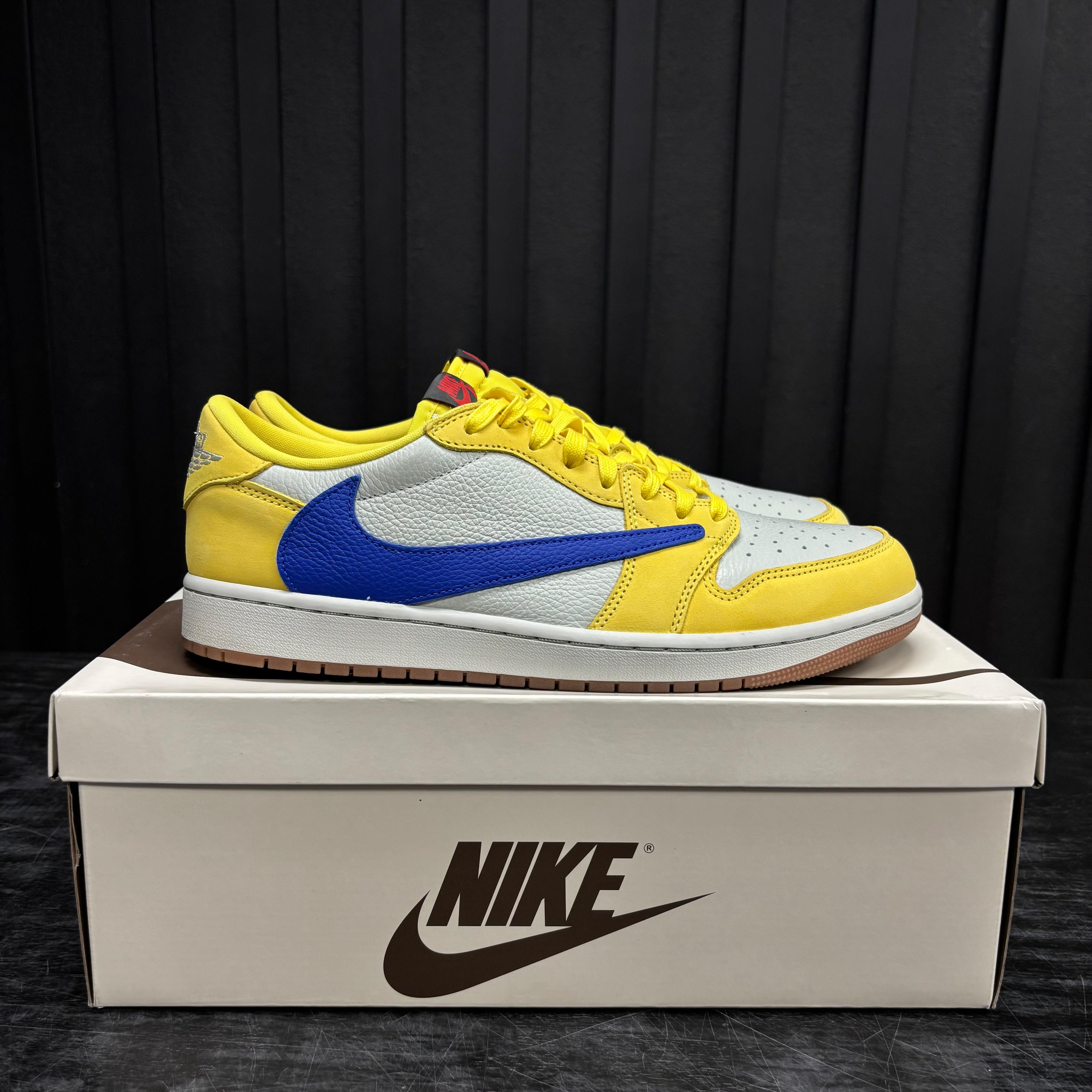 Jordan 1 Retro Low OG SP Travis Scott Canary (Women's) - Used - 1941
