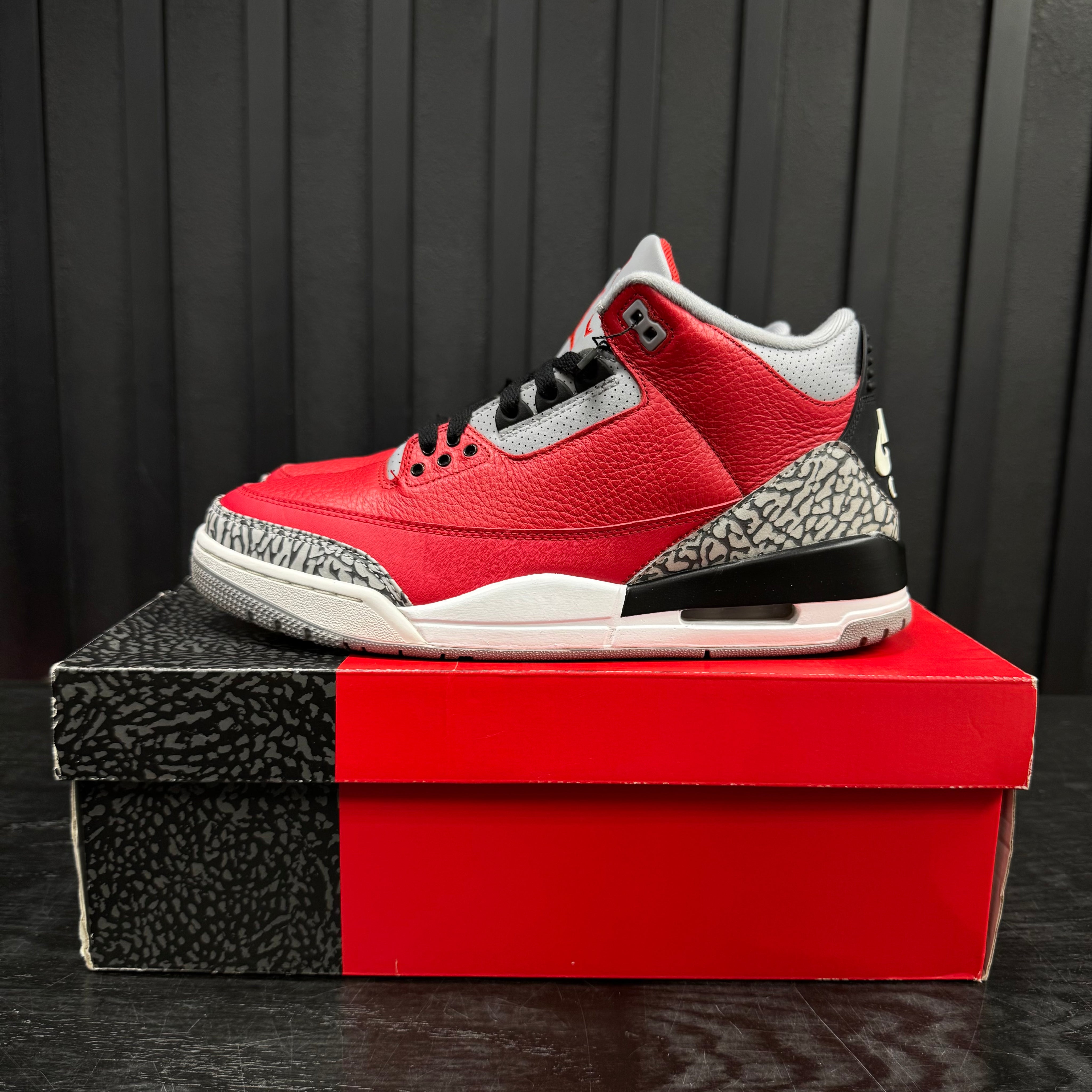 Jordan 3 Retro SE Unite (Chicago Exclusive) - Used - 1758