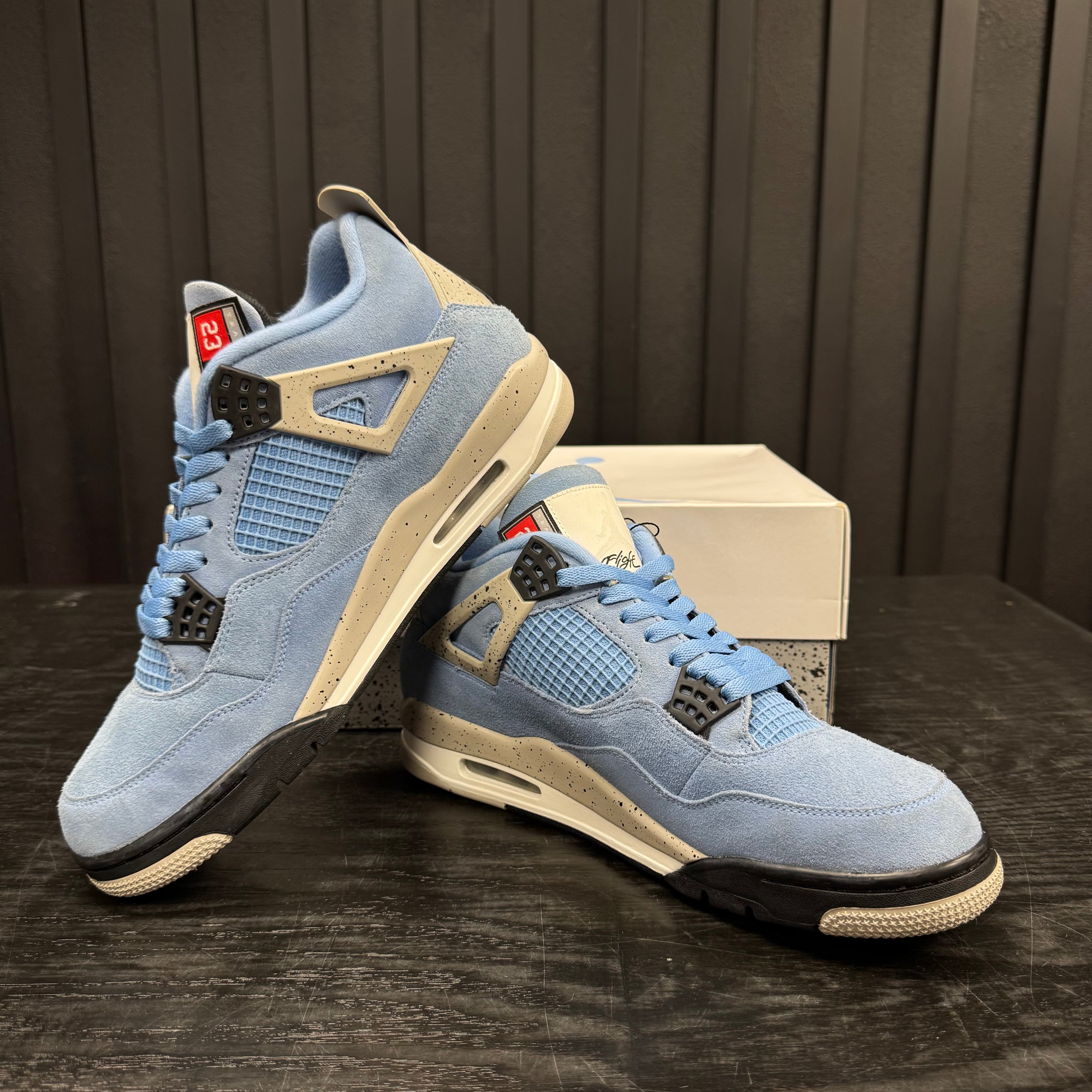 Jordan 4 Retro University Blue - Used - 1753