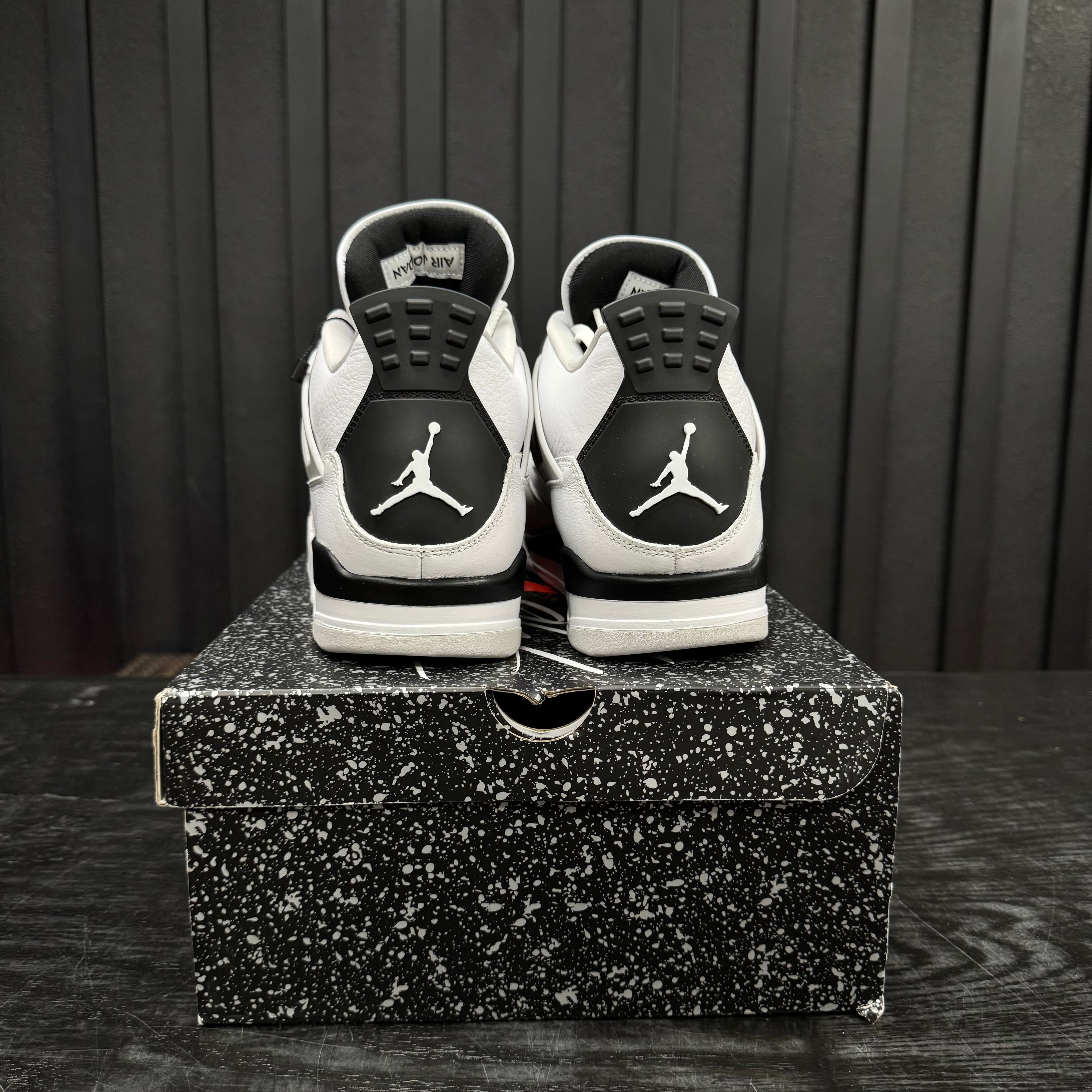 Jordan 4 Retro Military Black - Used - 1771