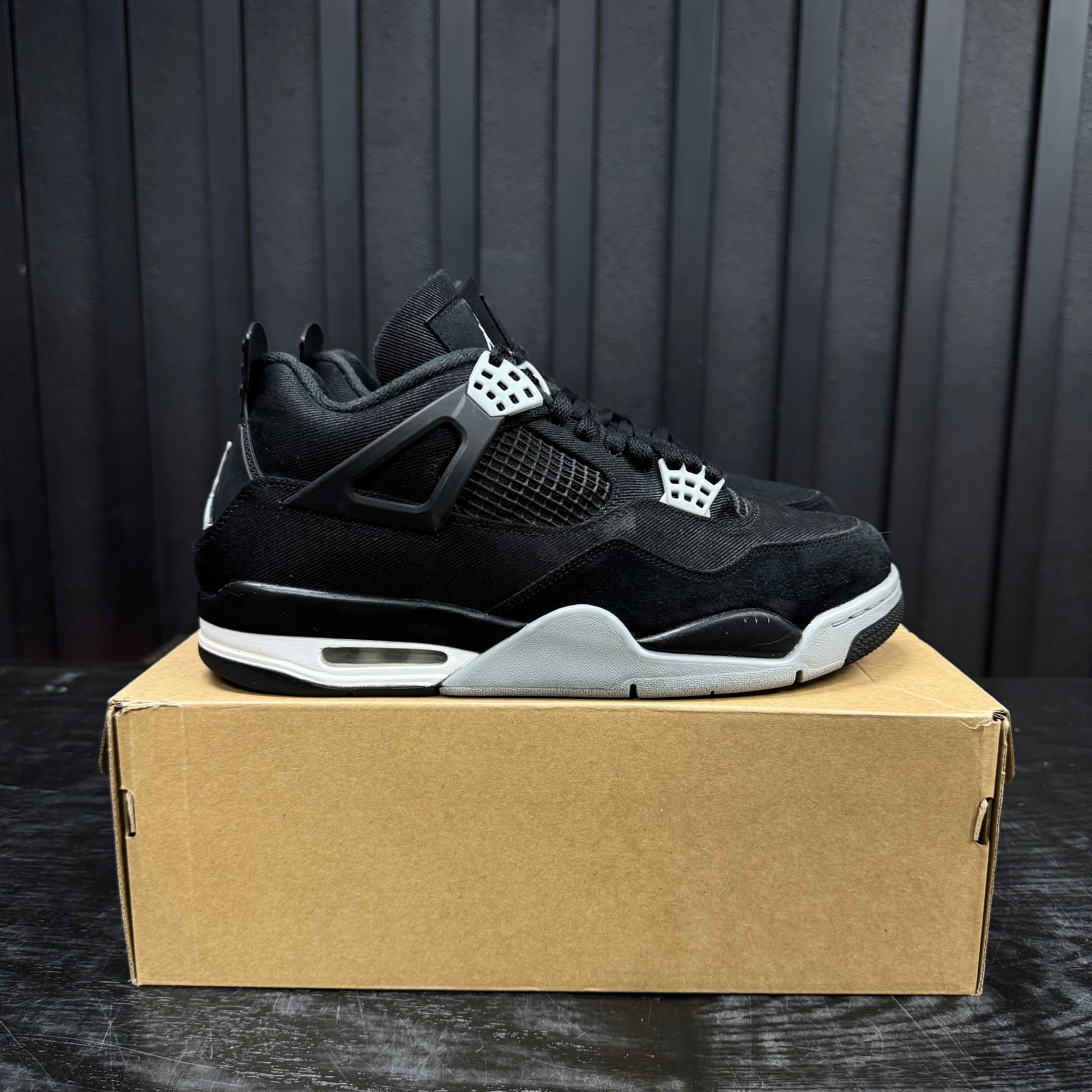 Jordan 4 Retro SE Black Canvas - Used - 4374