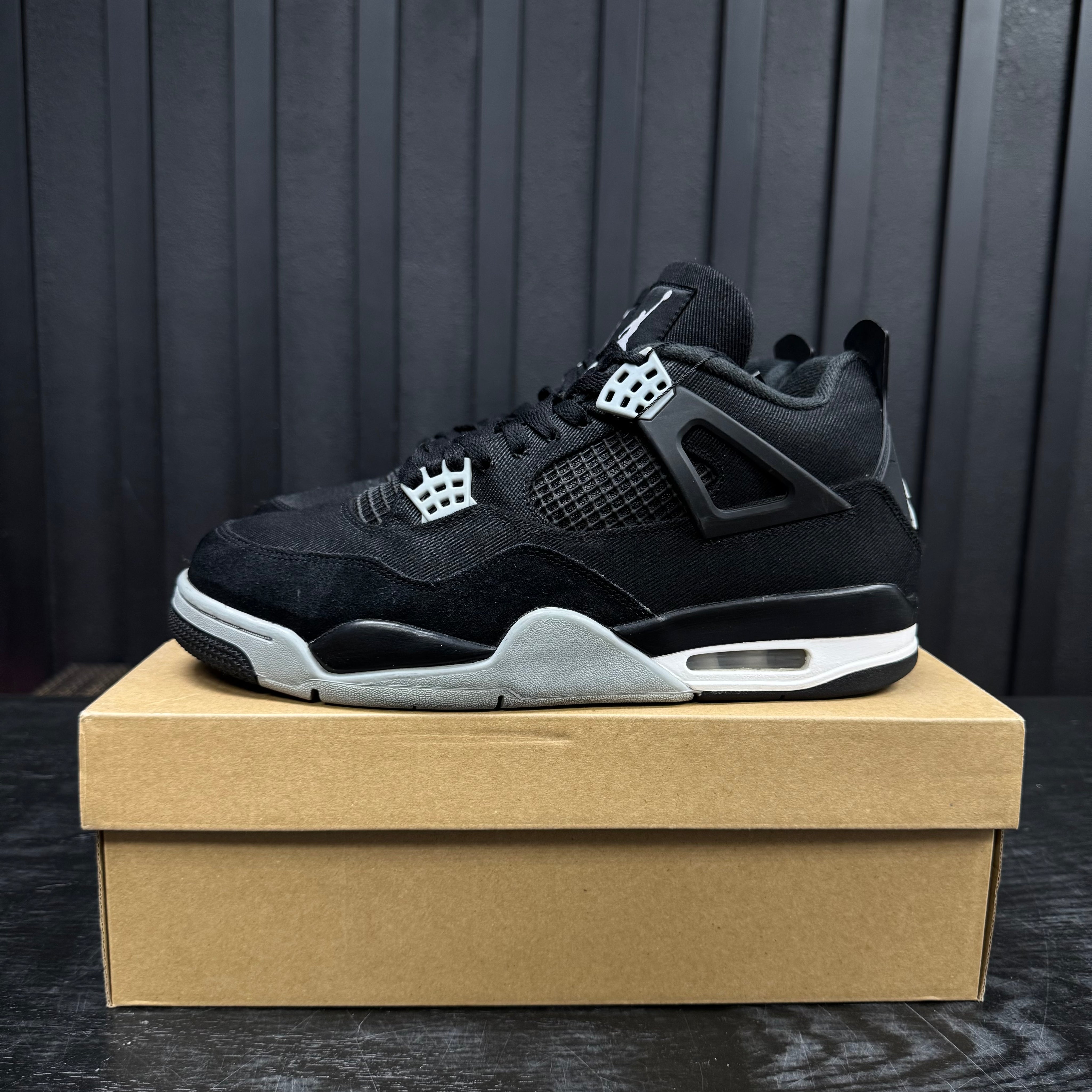 Jordan 4 Retro SE Black Canvas - Used - 4374