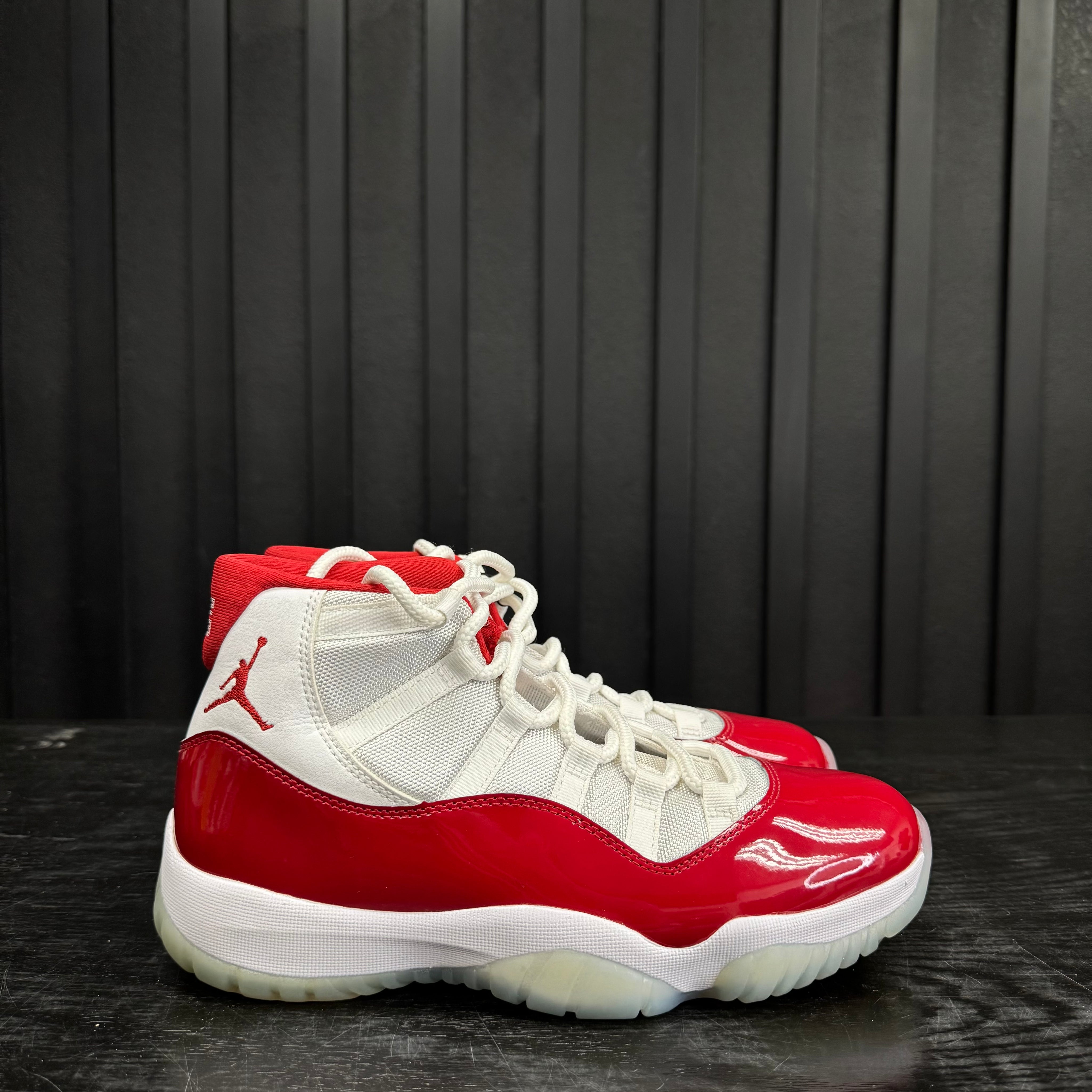 Jordan 11 Retro Cherry (2022) - Used - 1844