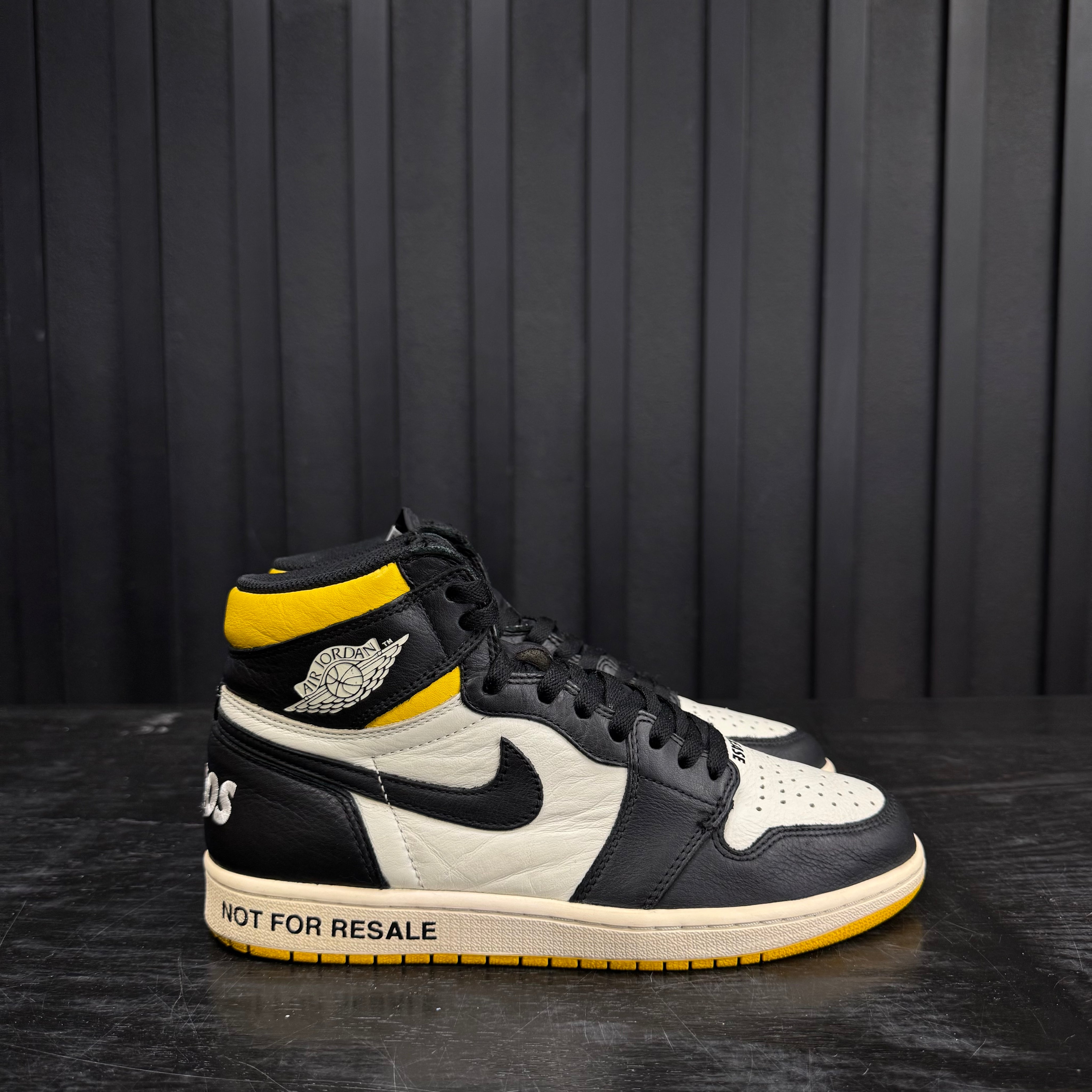 Jordan 1 Retro High Not for Resale Varsity Maize - Used - 1790