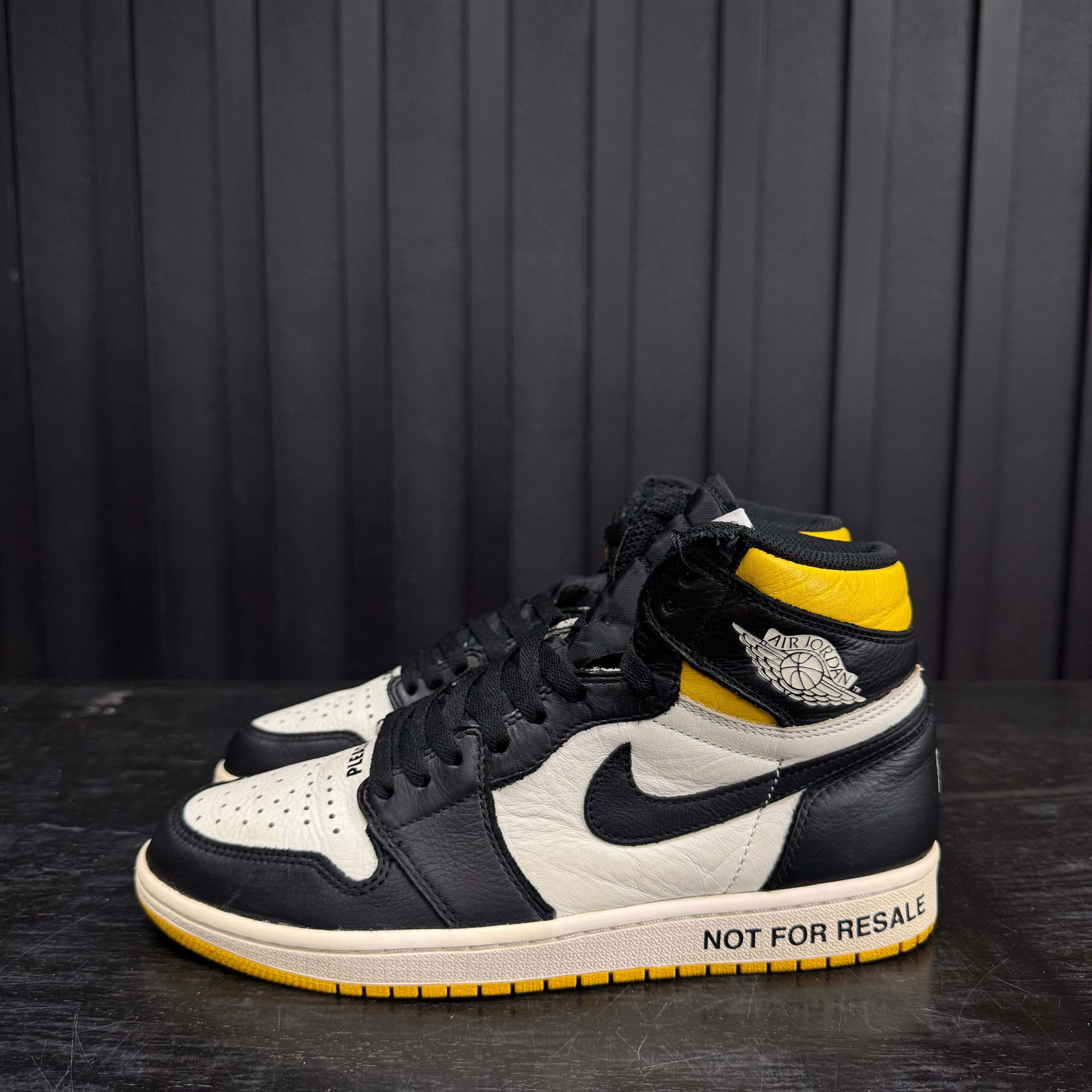Jordan 1 Retro High Not for Resale Varsity Maize - Used - 1790