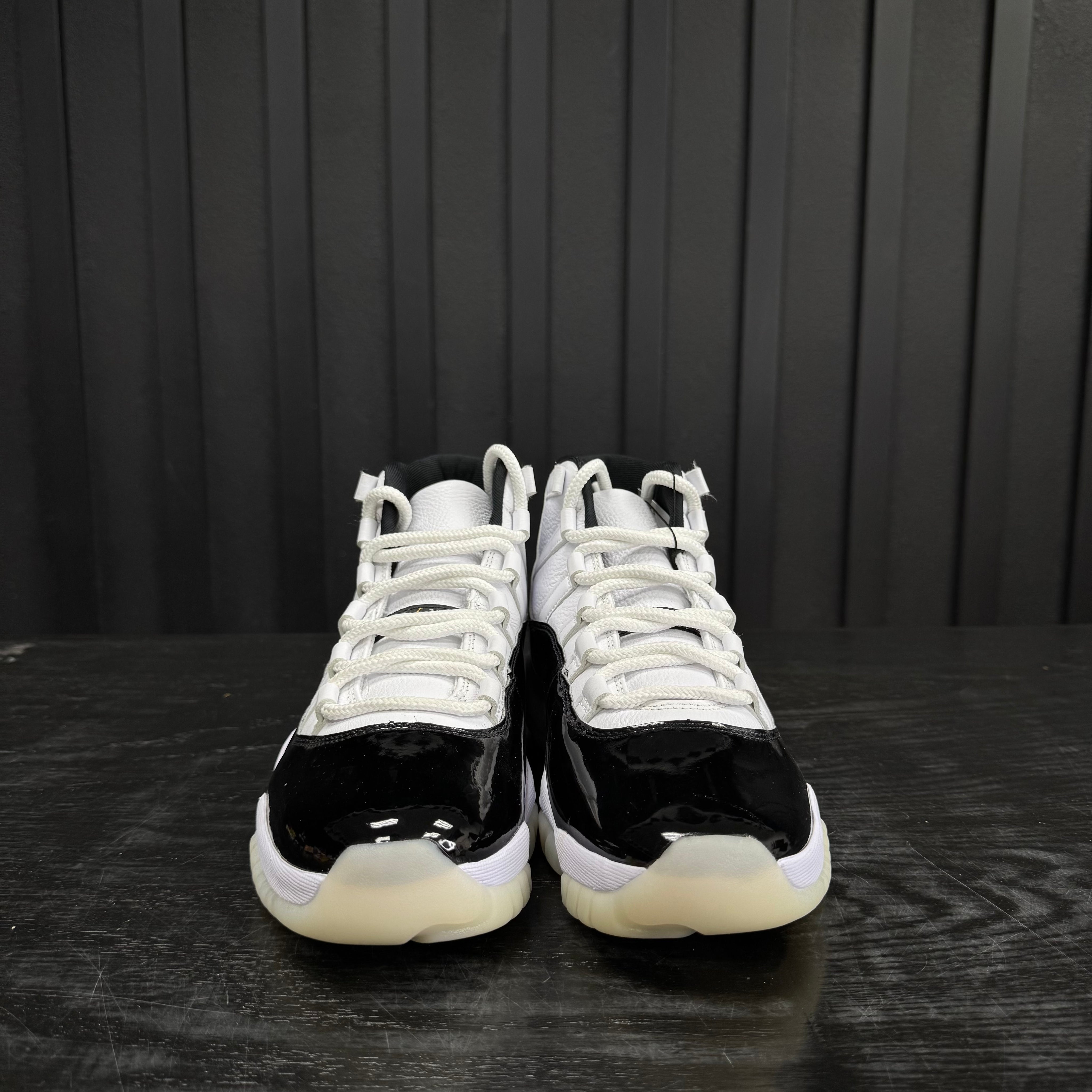 Jordan 11 Retro DMP Gratitude (2023) - Used - 1845