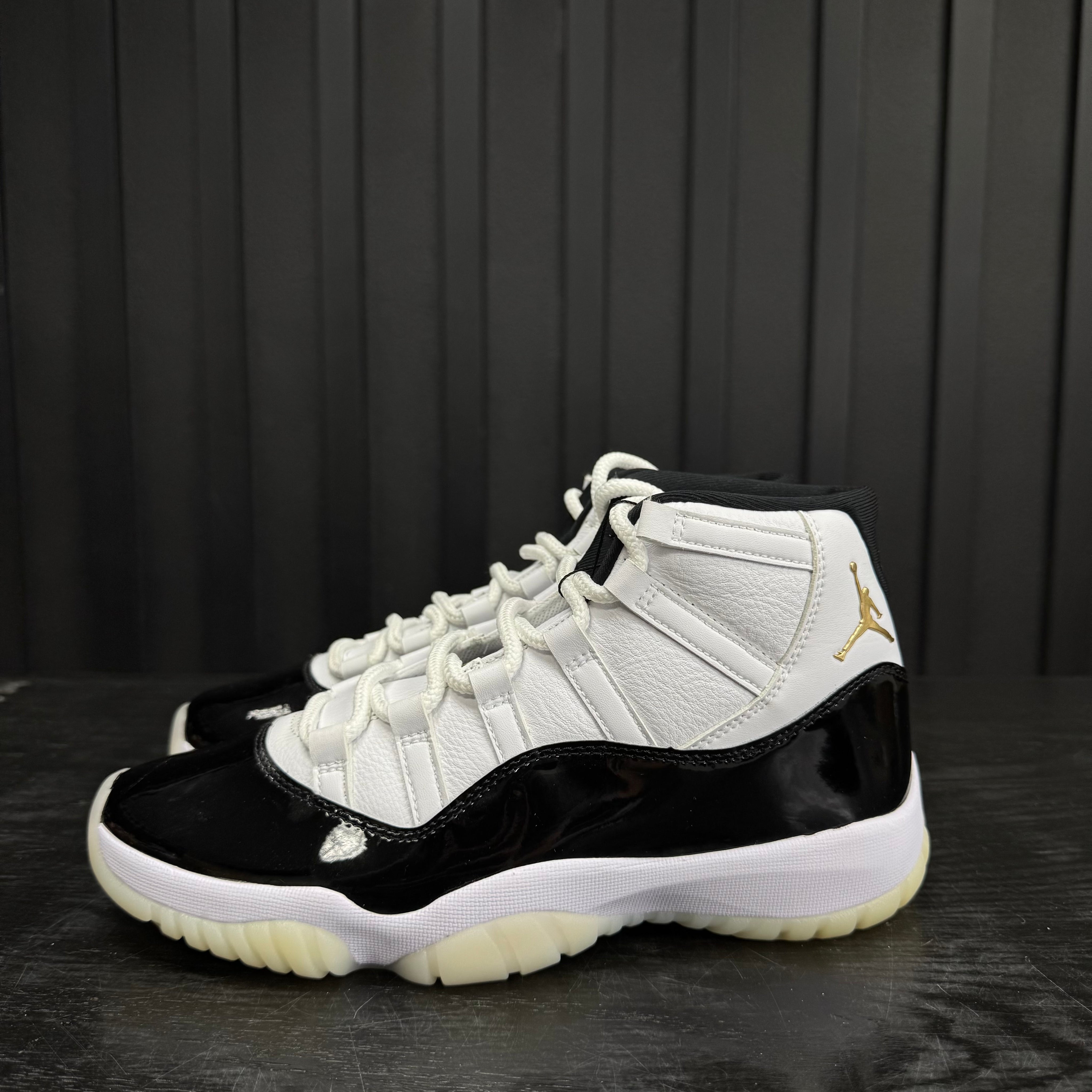 Jordan 11 Retro DMP Gratitude (2023) - Used - 1845