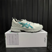 ASICS Gel-Venture 6 Shield Hidden NY - Used - 1815