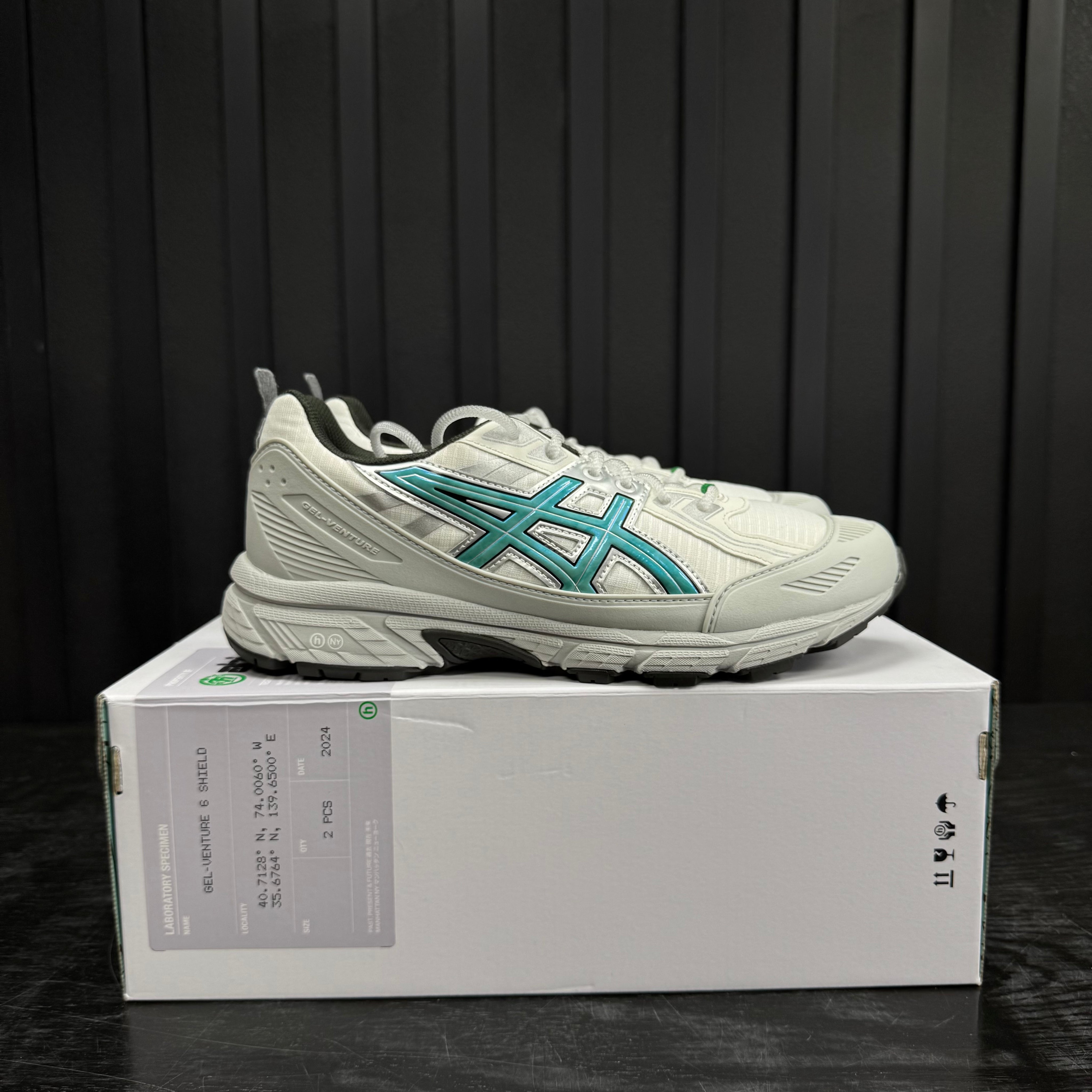 ASICS Gel-Venture 6 Shield Hidden NY - Used - 1815